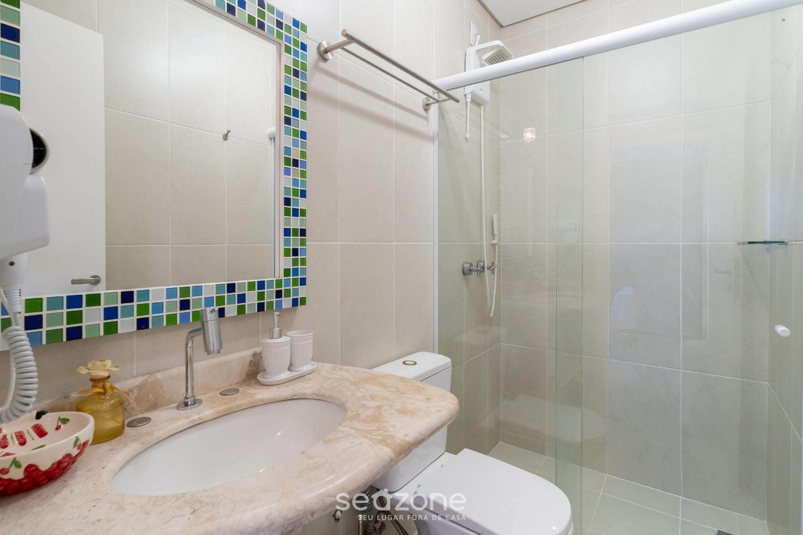 Apt w/ gourmet balcony 300m from Beach CMS0202