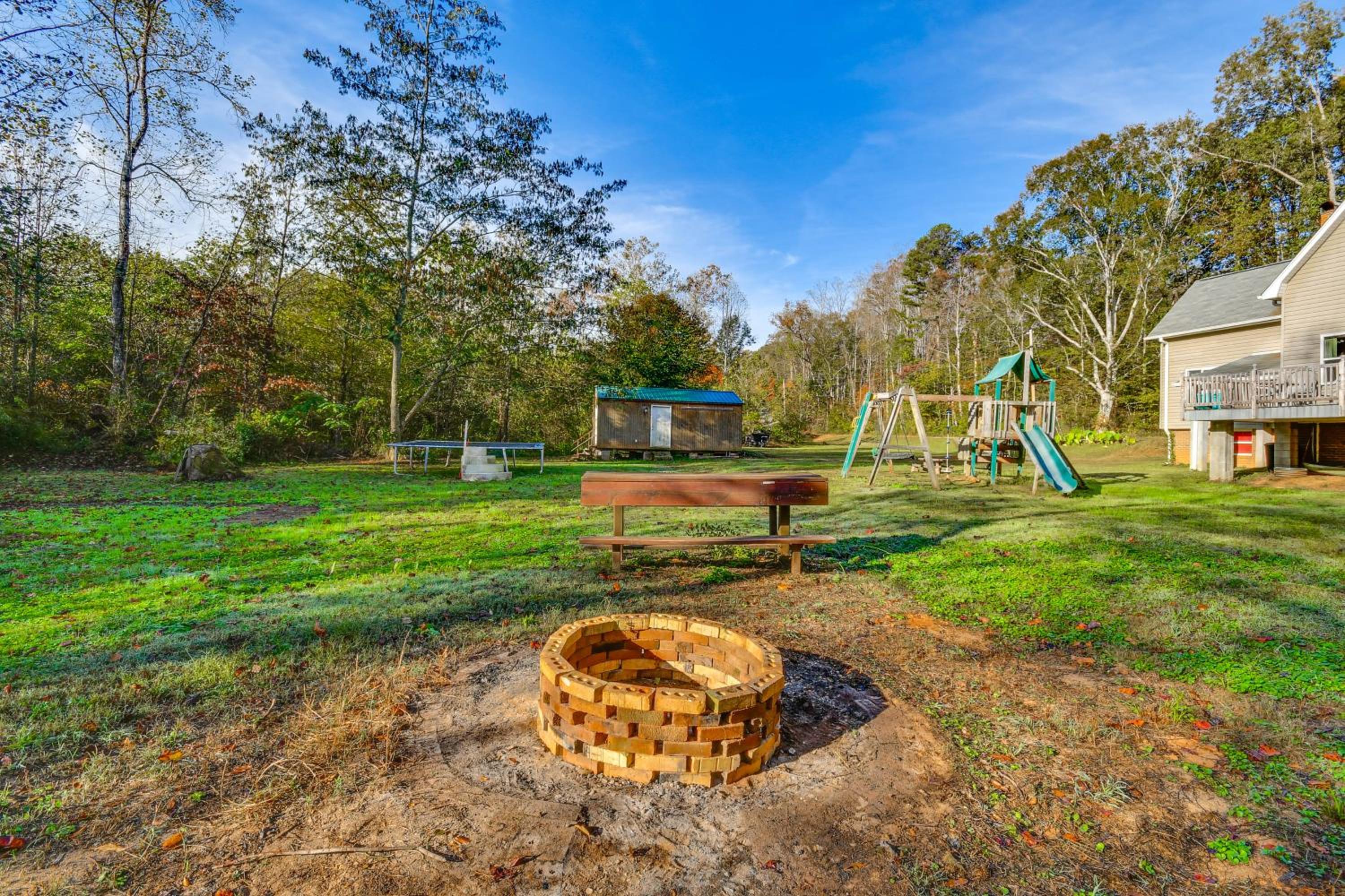 Blue Ridge Foothills Hideaway Near Lake James