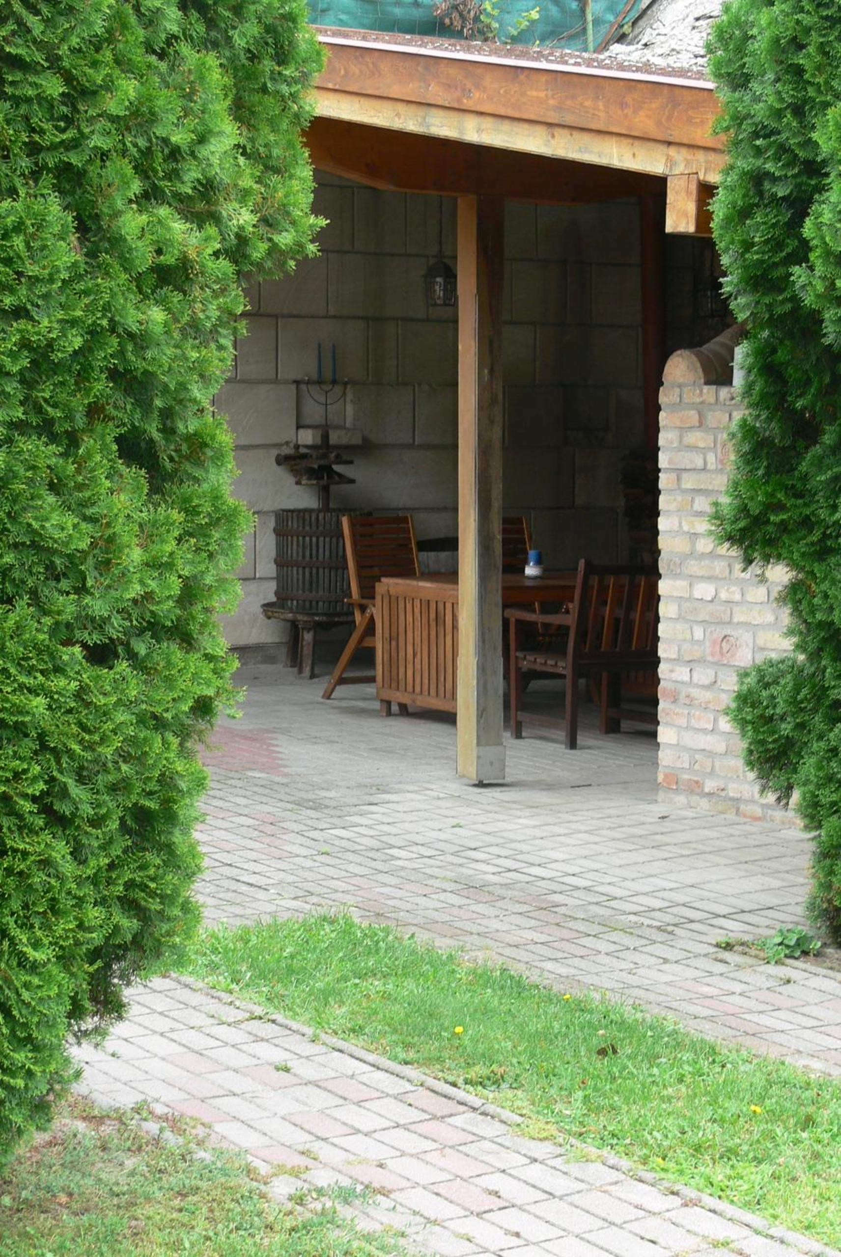 Photo 17