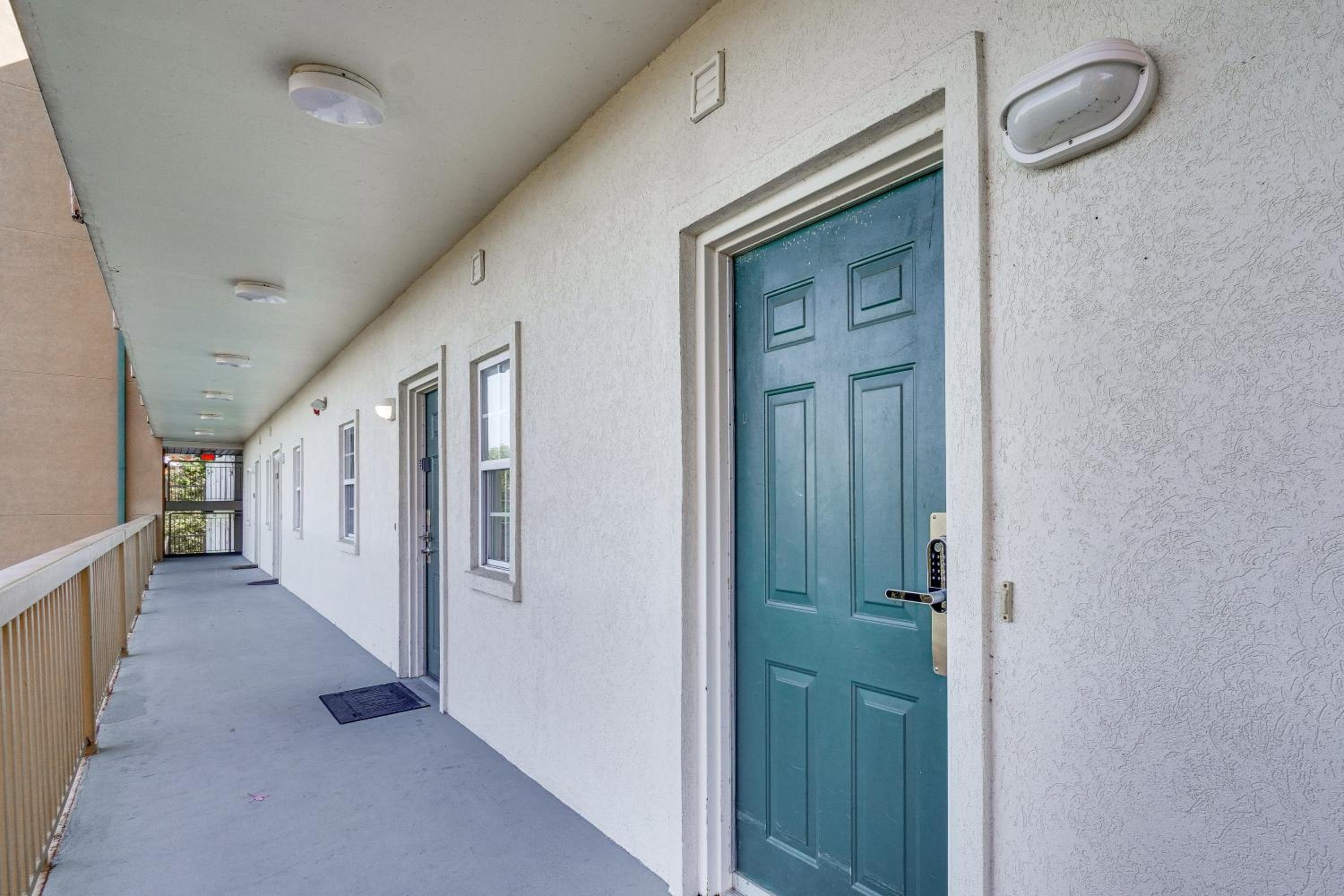 2 Mi to Dollywood! Golfview Resort Condo with Pools