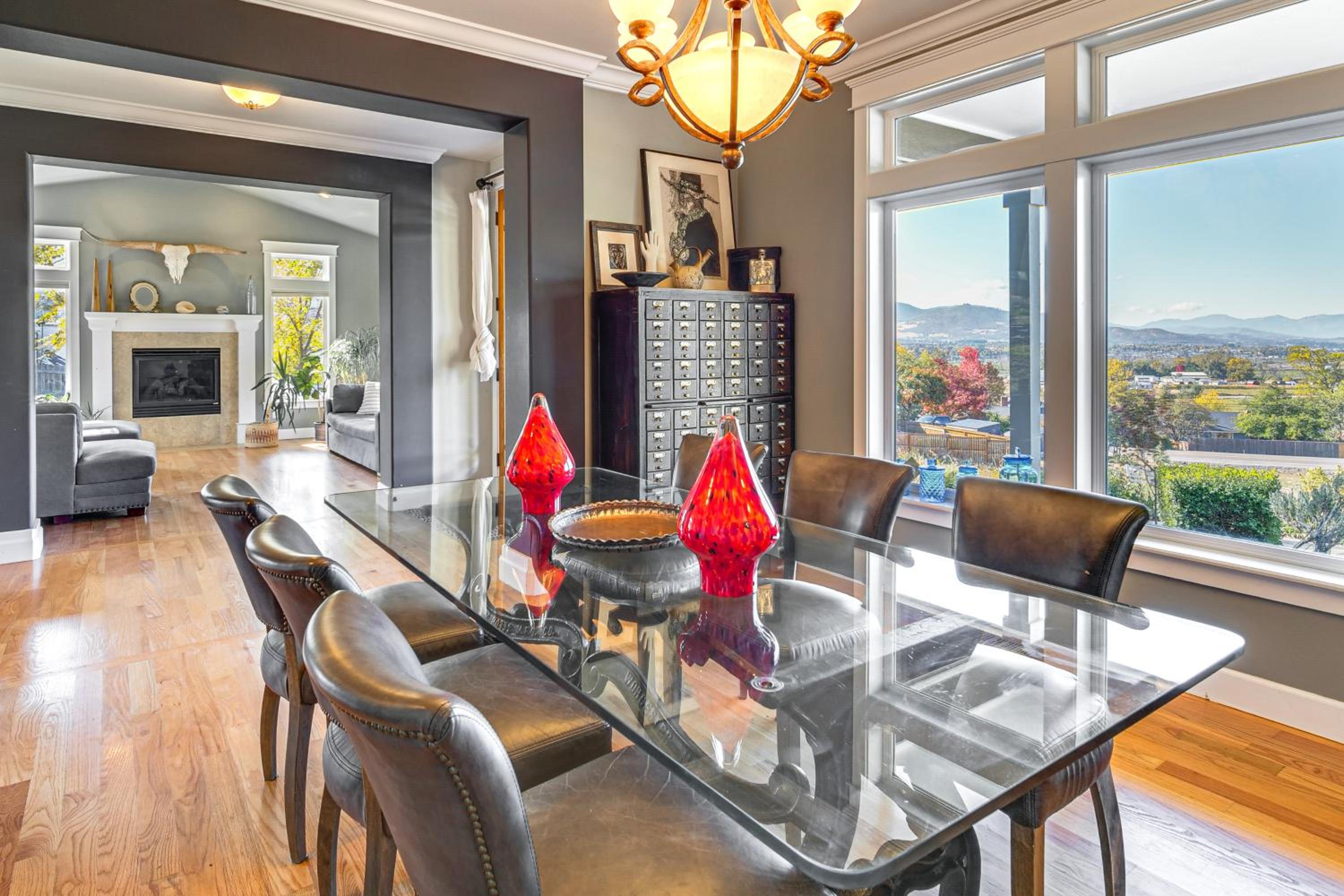 Private Pool and Mtn Views Stunning Ashland Home