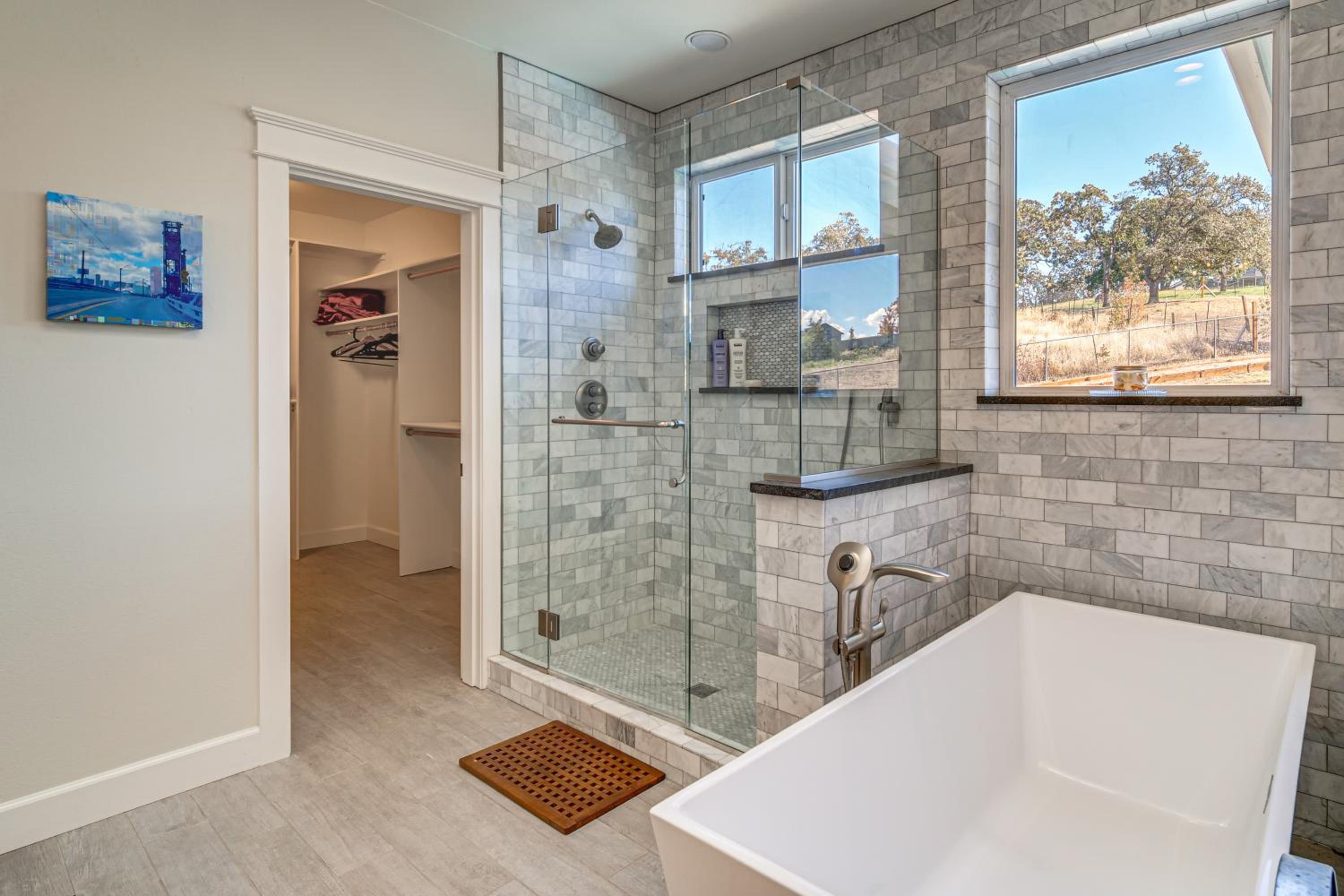 Private Pool and Mtn Views Stunning Ashland Home
