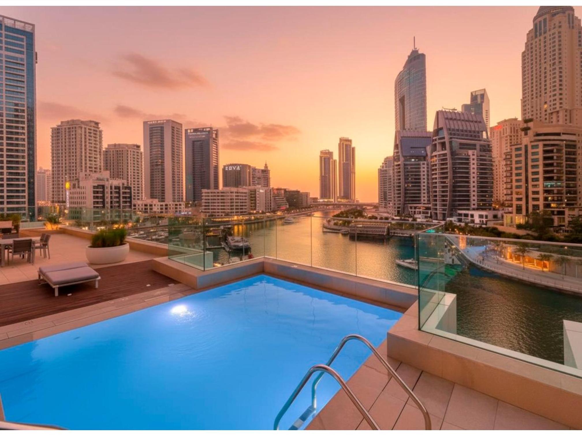 Deluxe Marina View 2BR - Stella Maris Retreat