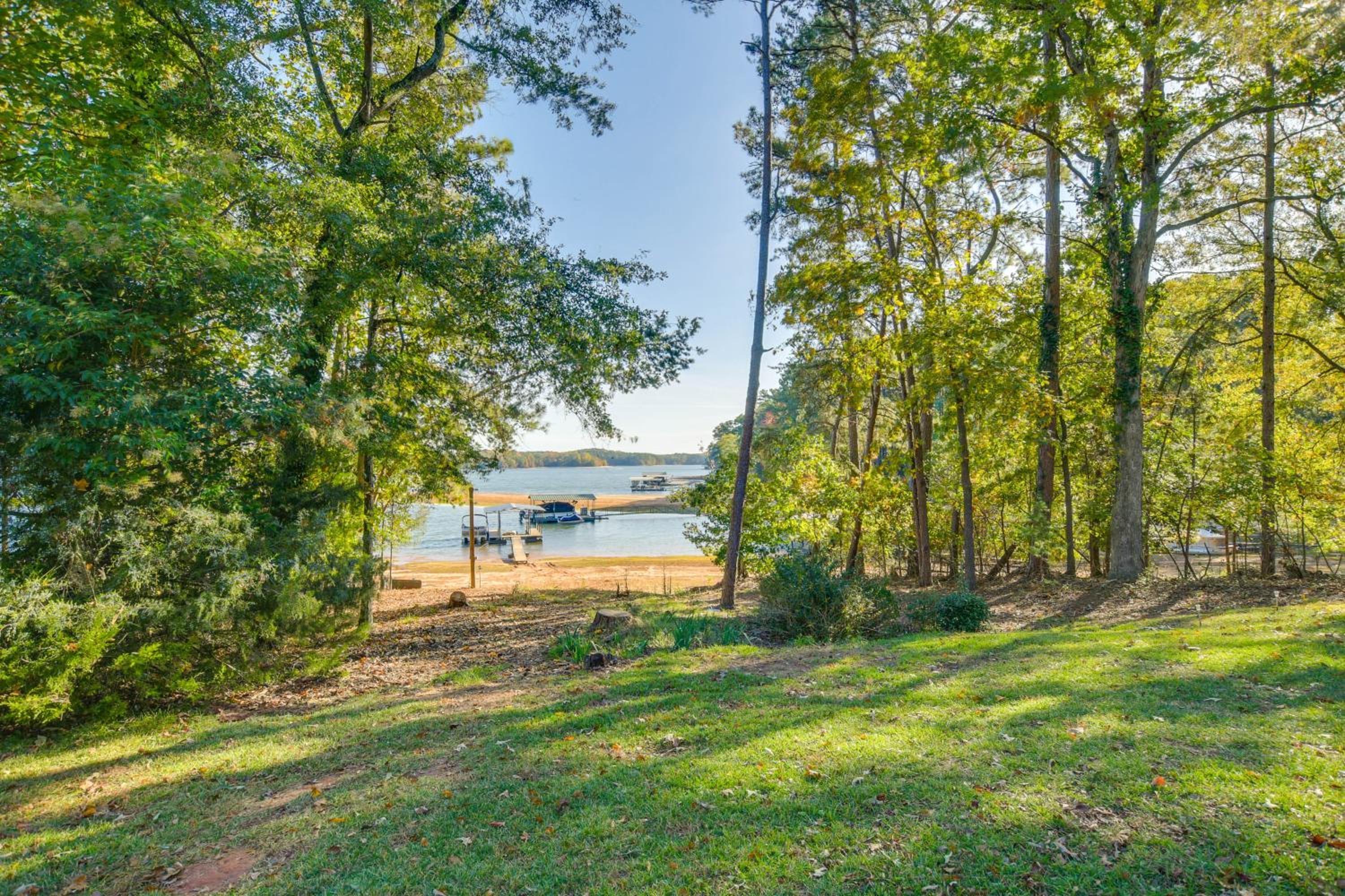 Waterfront Lake Hartwell Home Less Than 1 Mi to Marina!