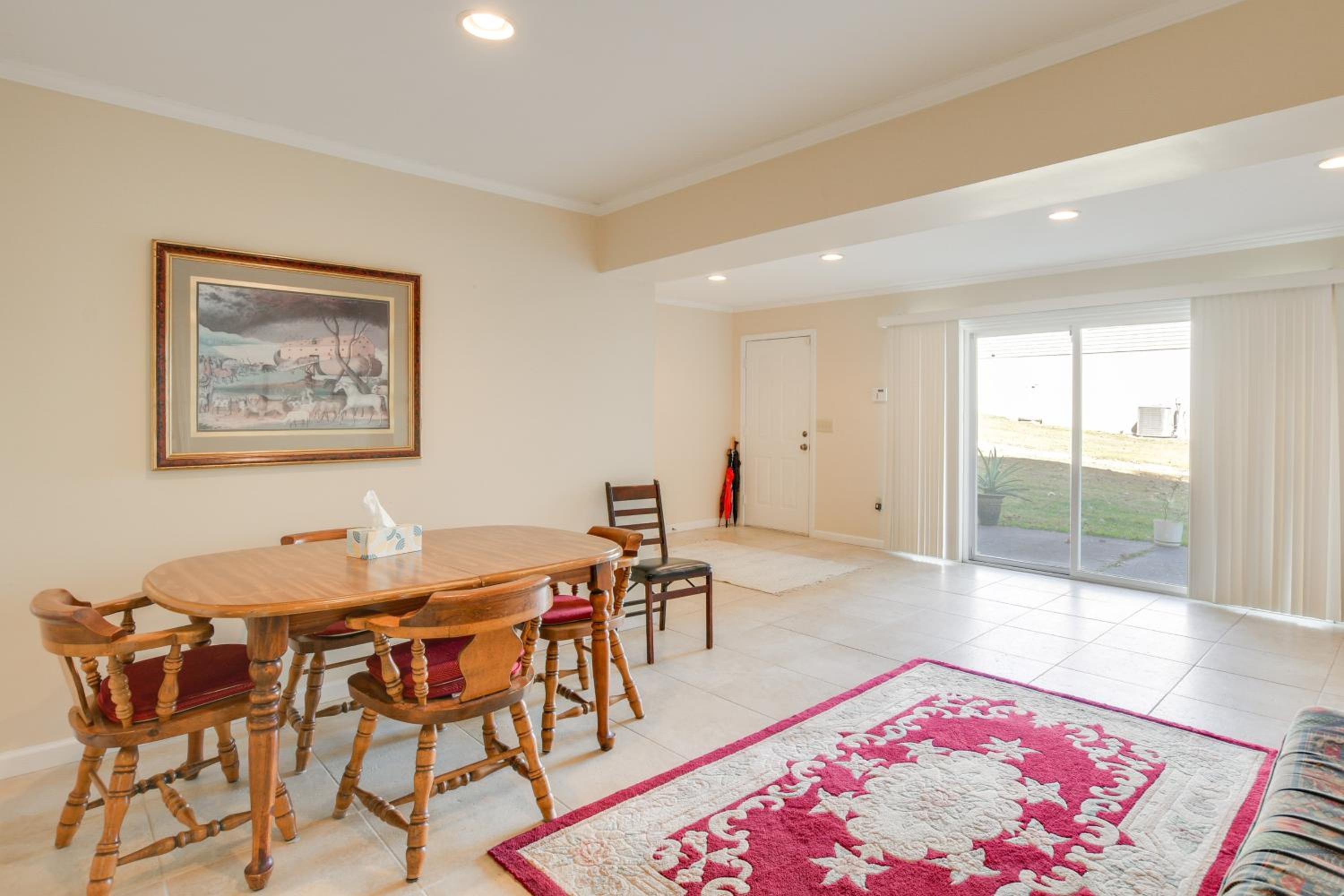 Waterfront Lake Hartwell Home Less Than 1 Mi to Marina!