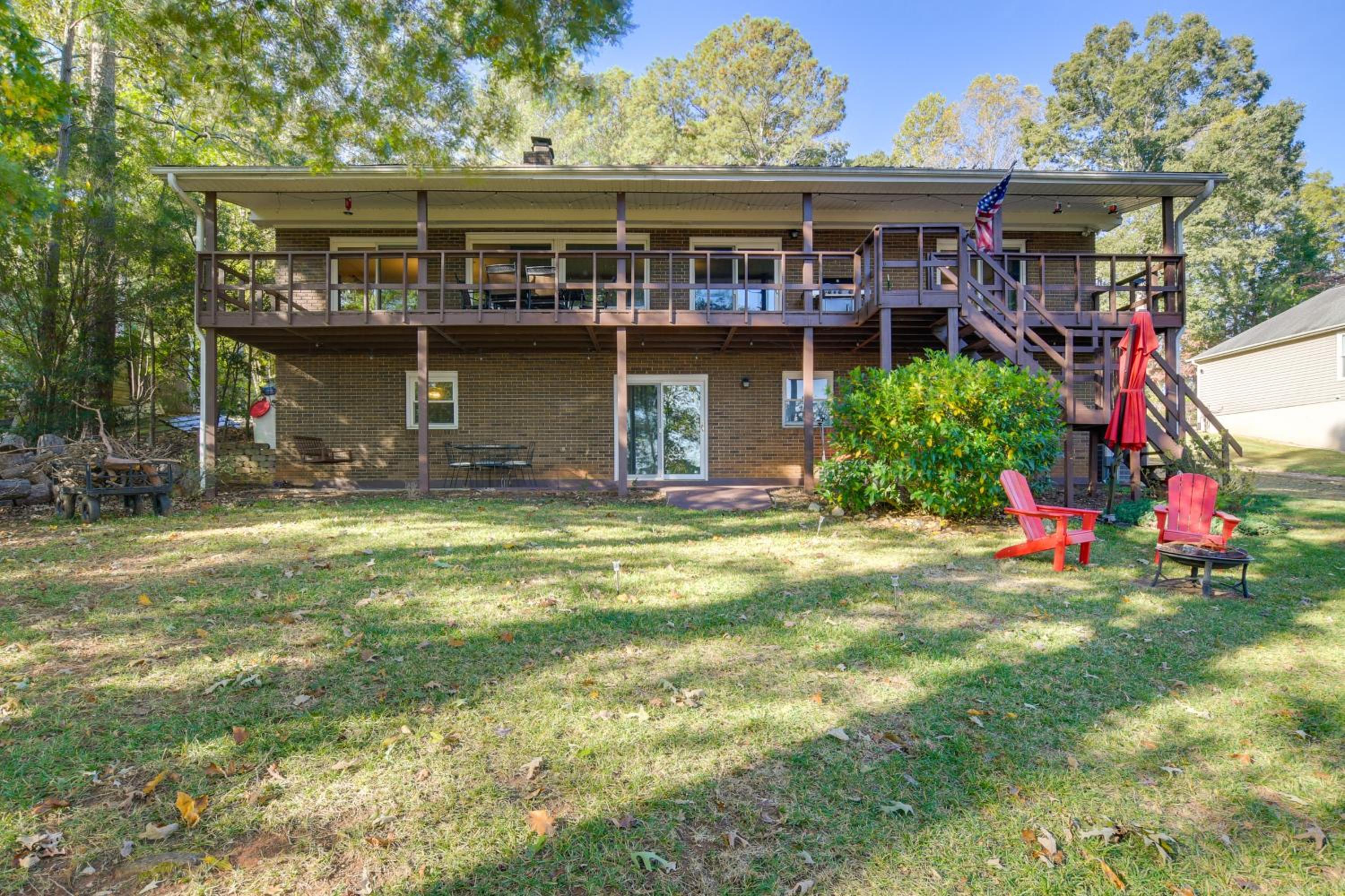 Waterfront Lake Hartwell Home Less Than 1 Mi to Marina!