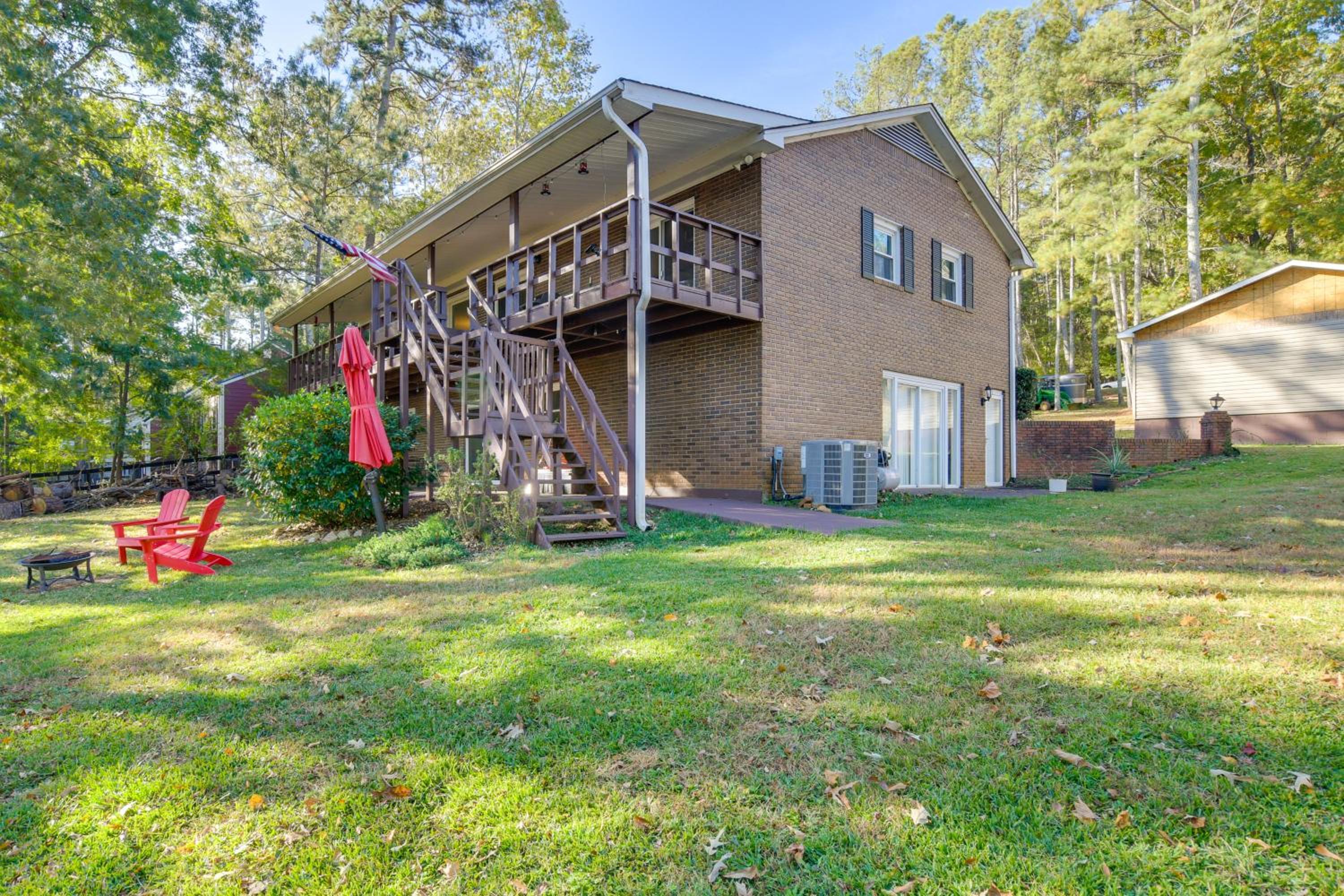 Waterfront Lake Hartwell Home Less Than 1 Mi to Marina!
