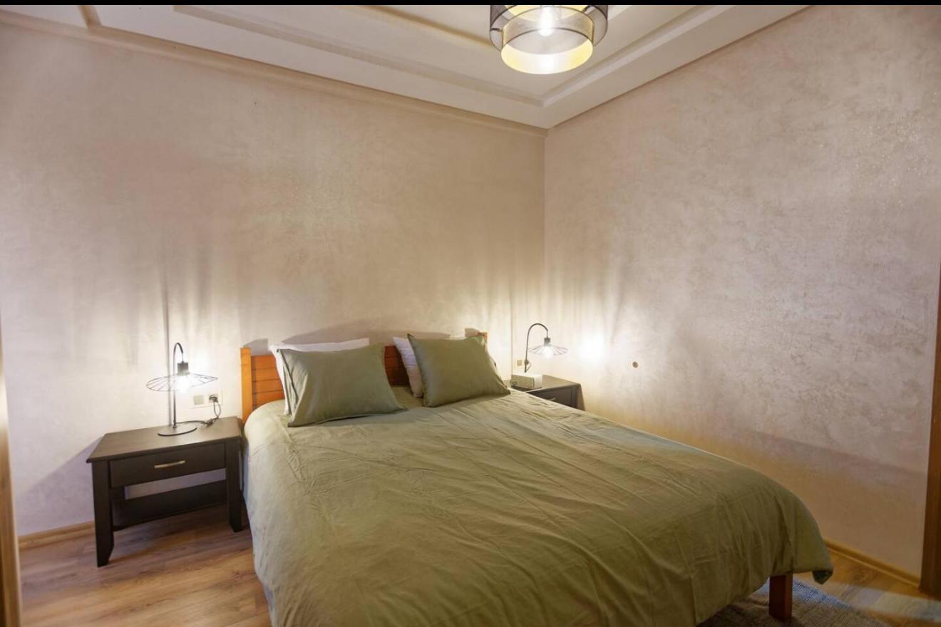 Appartement Marrakech 2 Chambres De Luxe Marron