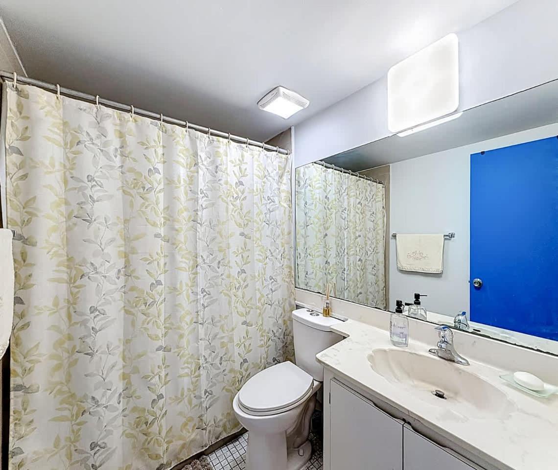 1BR in Shared Home Pool Tennis & Lake Miami