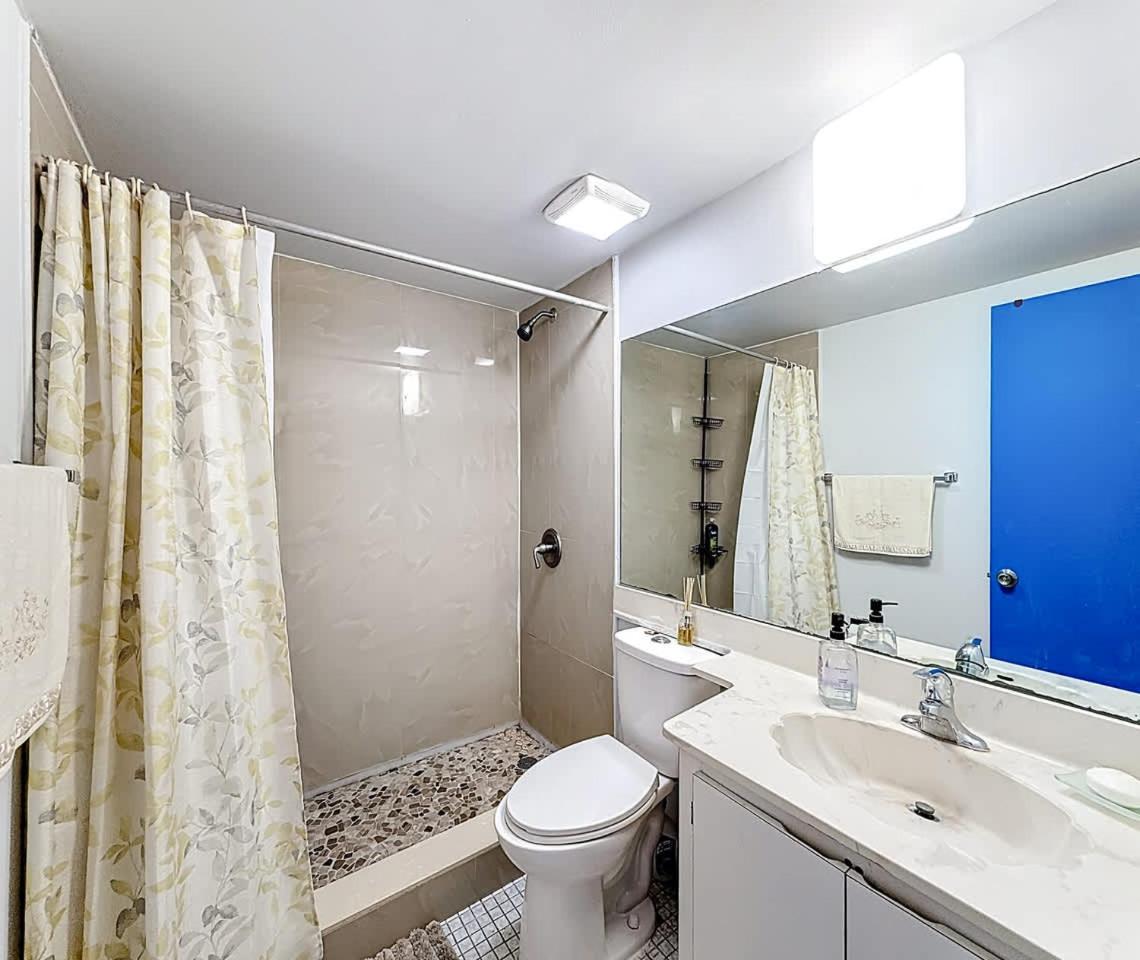 1BR in Shared Home Pool Tennis & Lake Miami