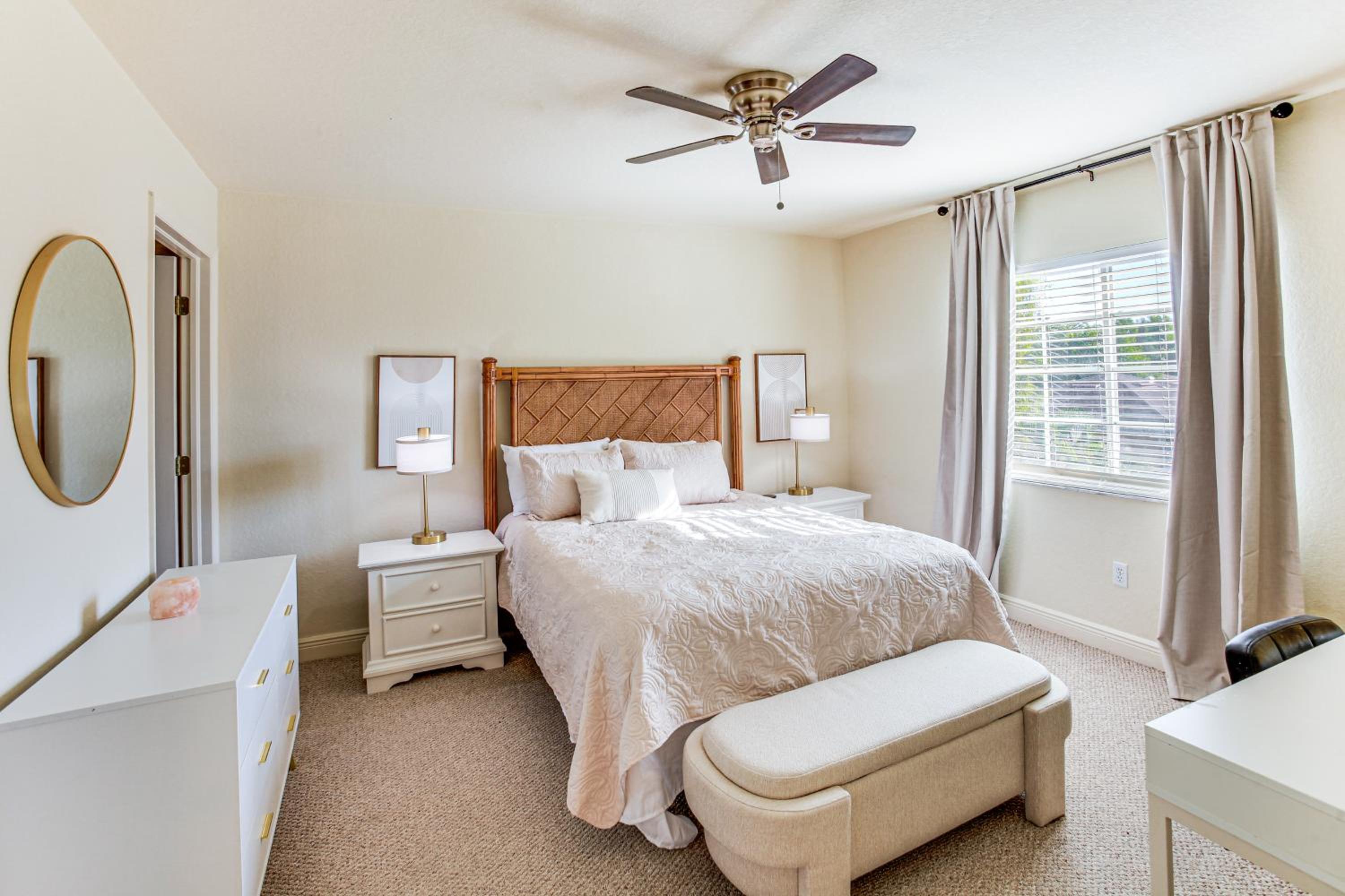 Golf Getaway Cape Coral Condo 1 Mi to River!