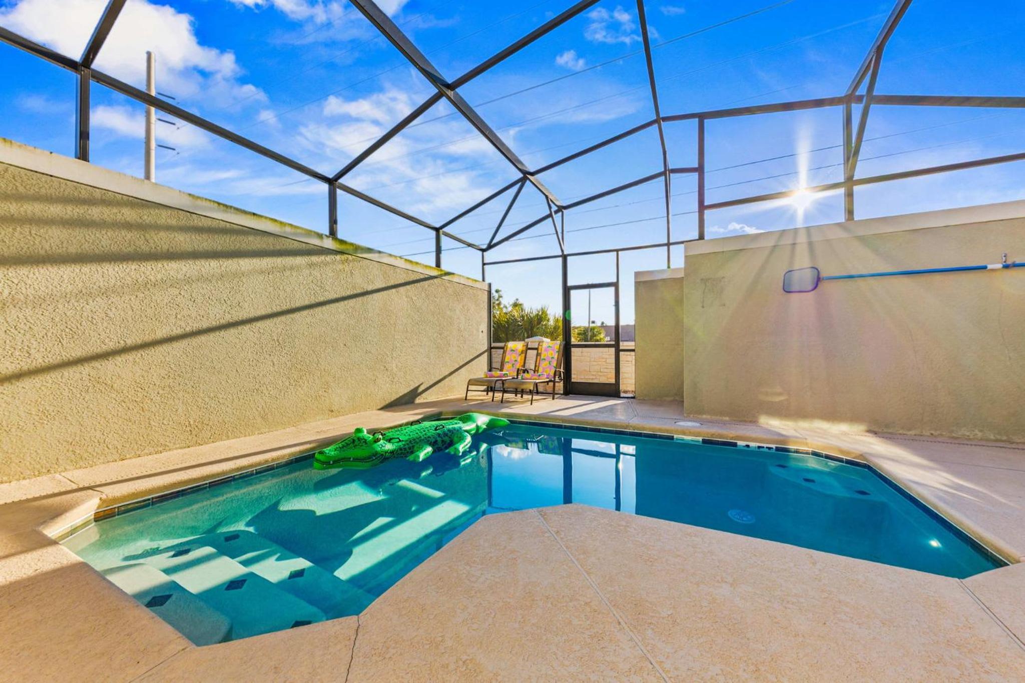 Gorgeous 5Bd w Pool & Lazy River at Storey Lake 4989