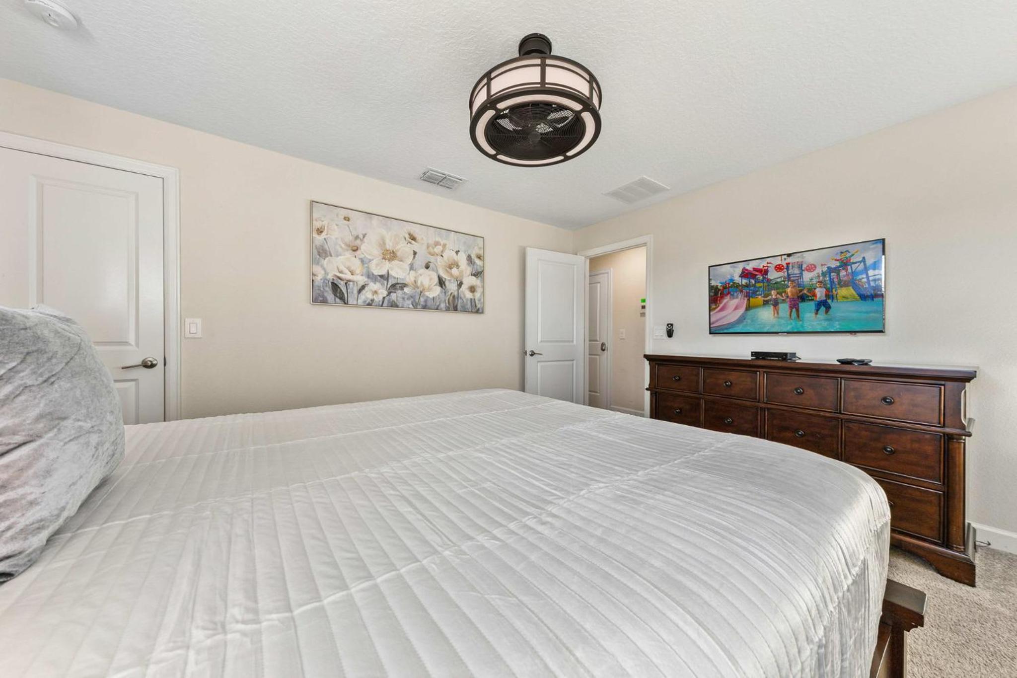 Gorgeous 5Bd w Pool & Lazy River at Storey Lake 4989