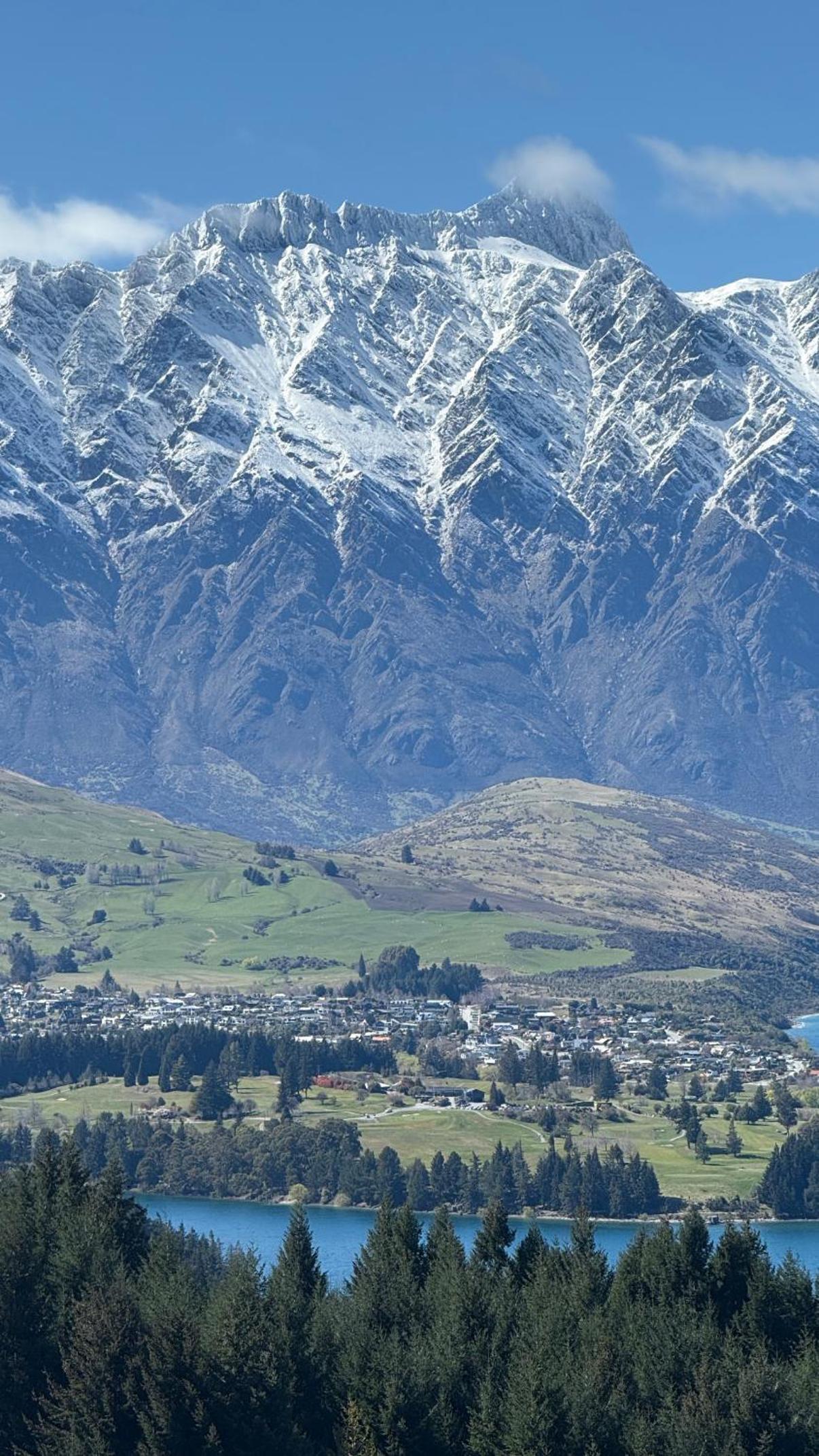The Alpine Lakeview Luxe Retreat