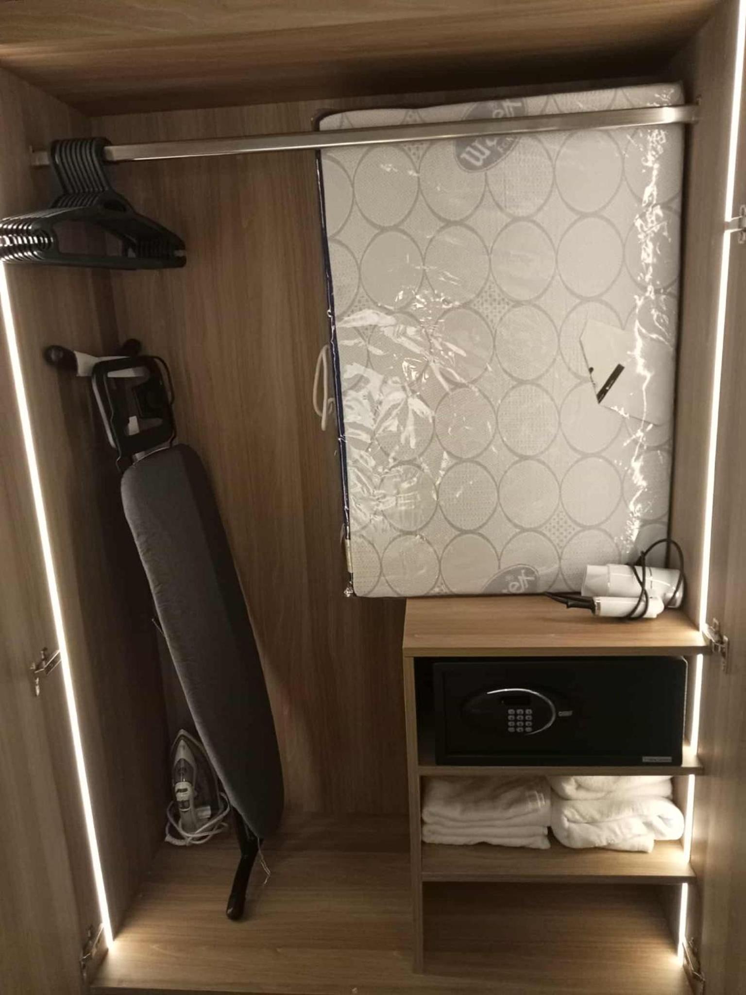 Novotel Executive Hotel at Rosalina Acqua Residence Mandaluyong