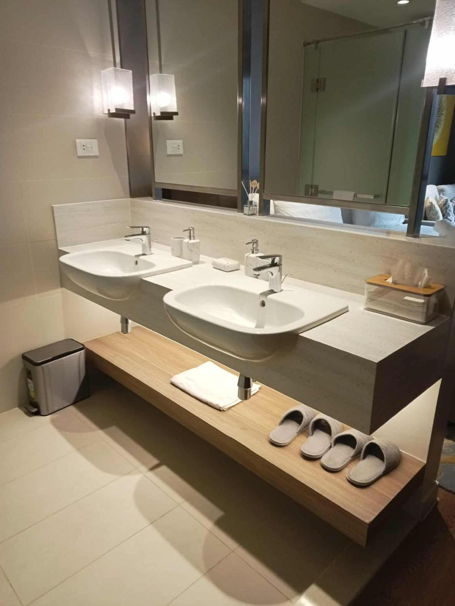 Novotel Executive Hotel at Rosalina Acqua Residence Mandaluyong