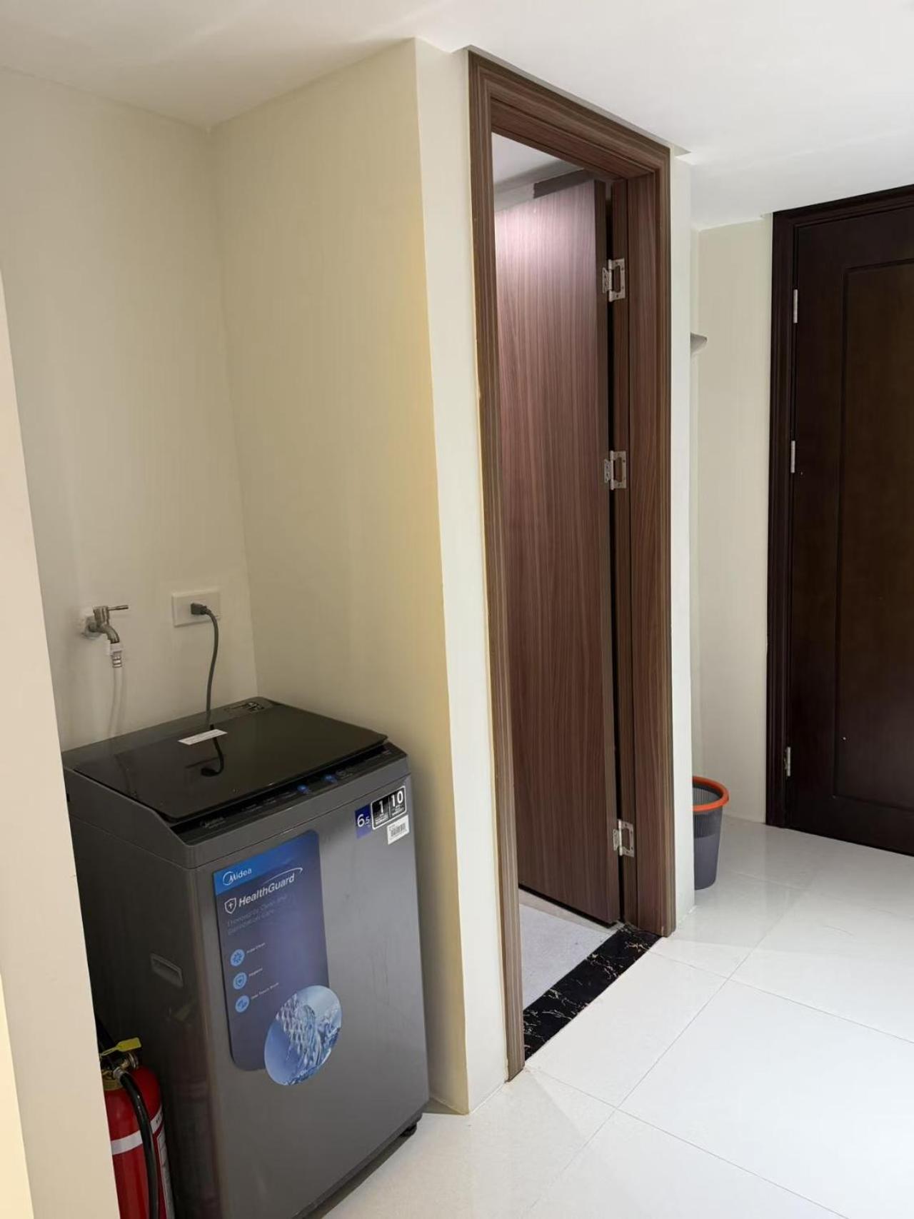 Modern Boutique Spacious Apartment Near Airport OKADA SOLAIRE MOA