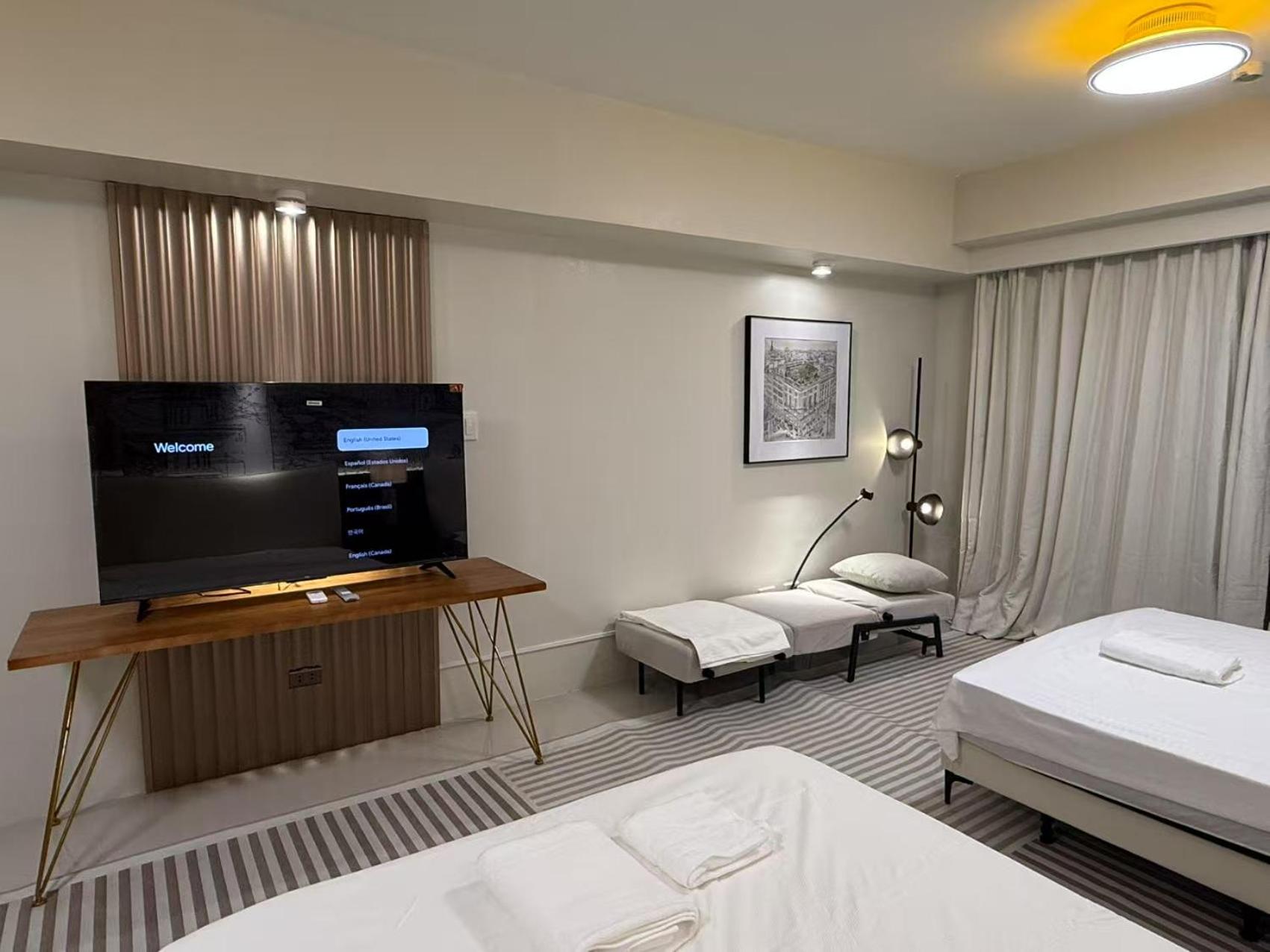 Modern Boutique Spacious Apartment Near Airport OKADA SOLAIRE MOA