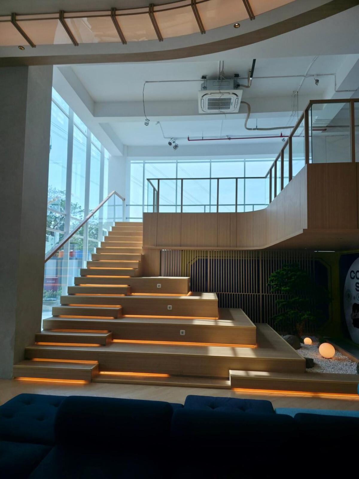 Japanese Minimalist Studio at Kyo Society - Surabaya