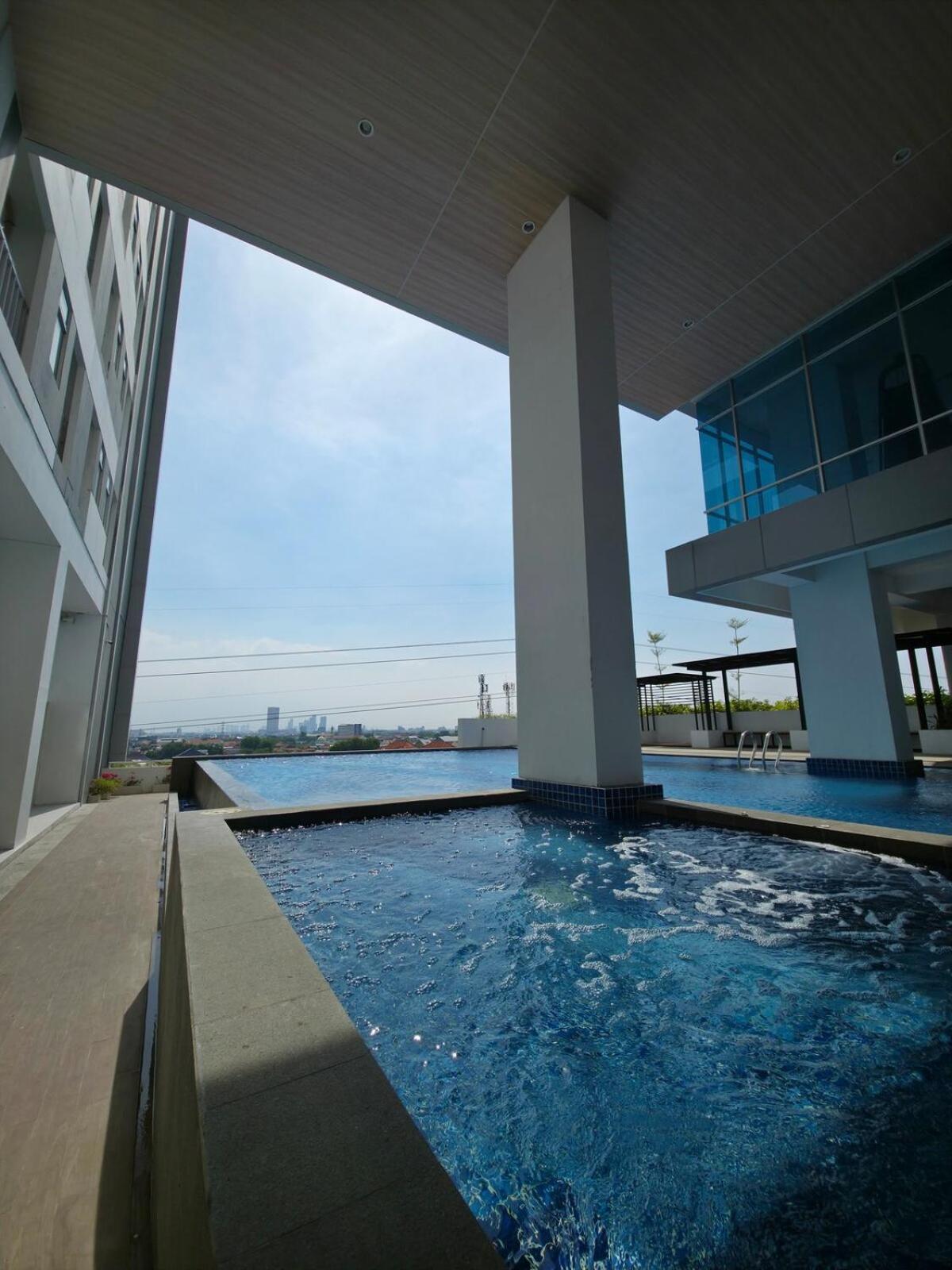 Japanese Minimalist Studio at Kyo Society - Surabaya