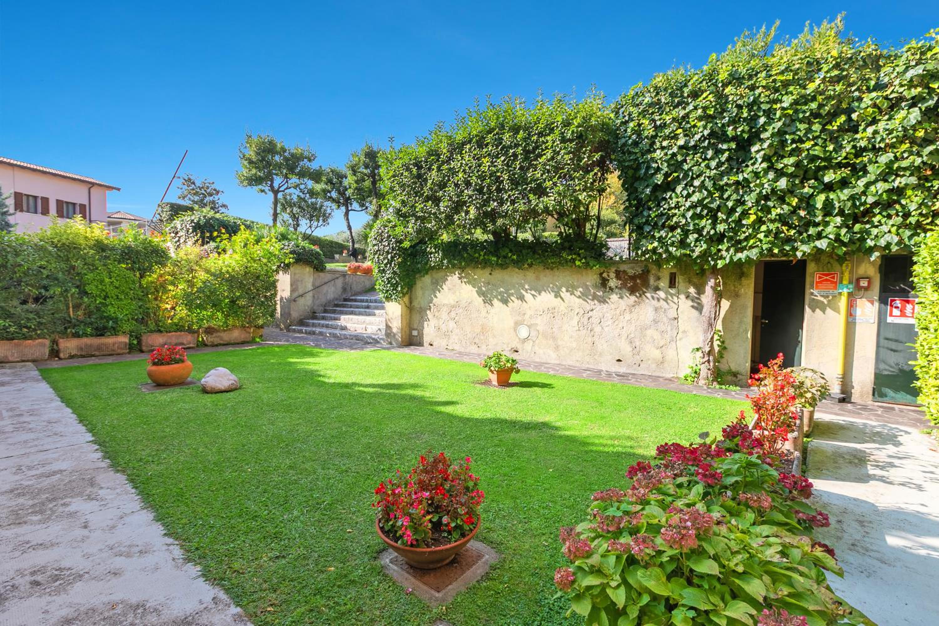 Lake Front Bogliaco - Happy Rentals