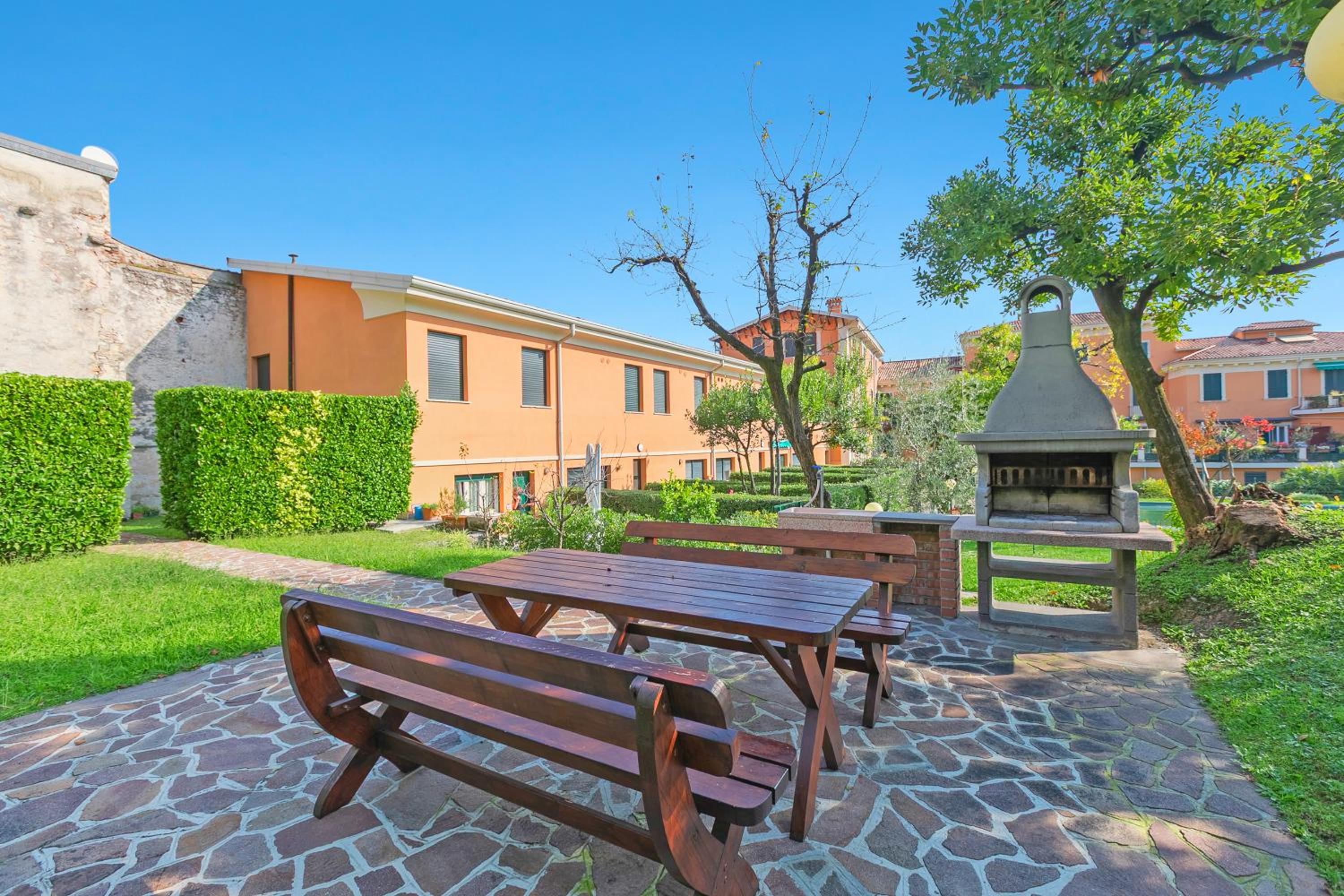 Lake Front Bogliaco - Happy Rentals