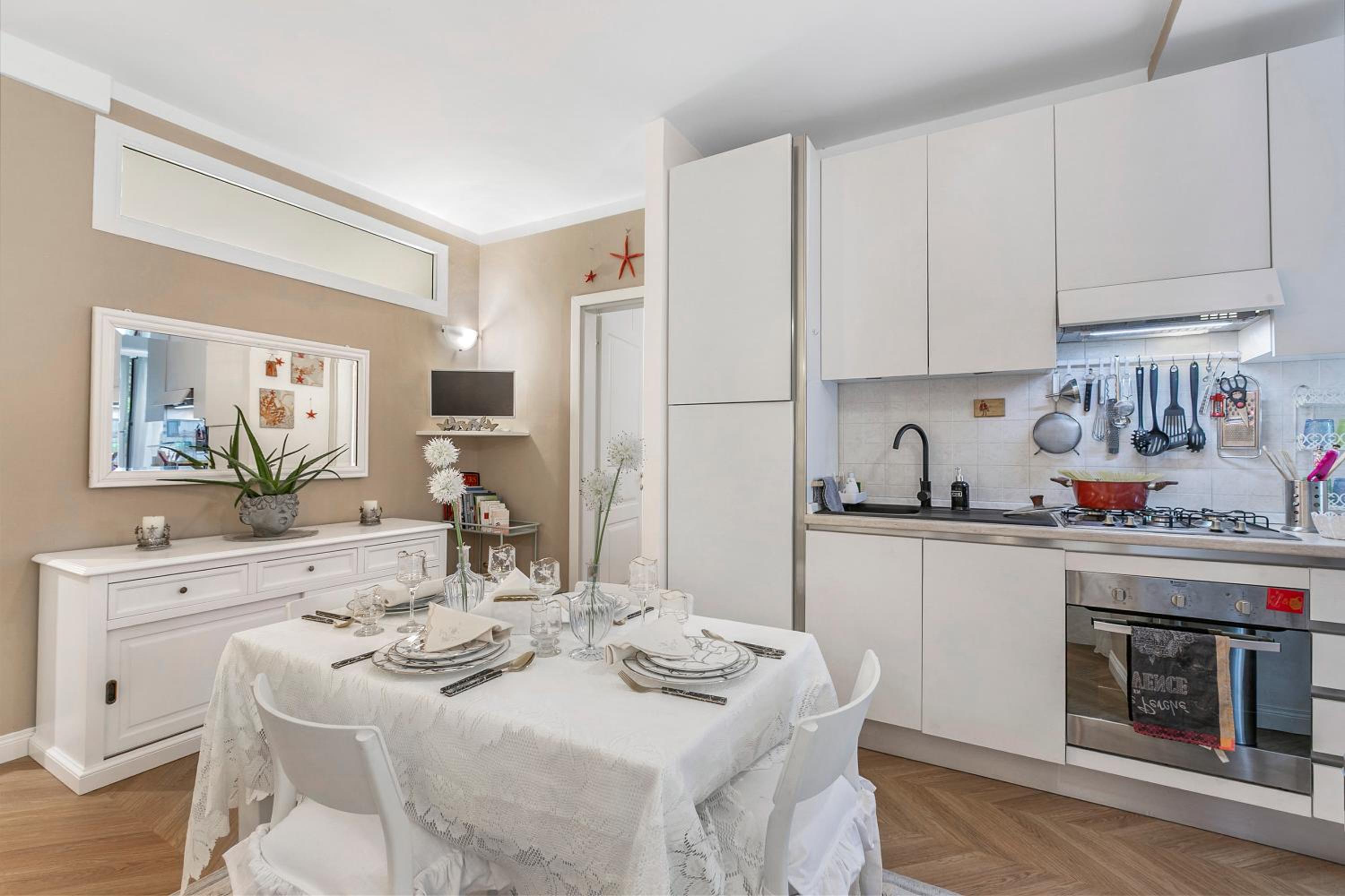 Casa Amorosa Town Center - Happy Rentals