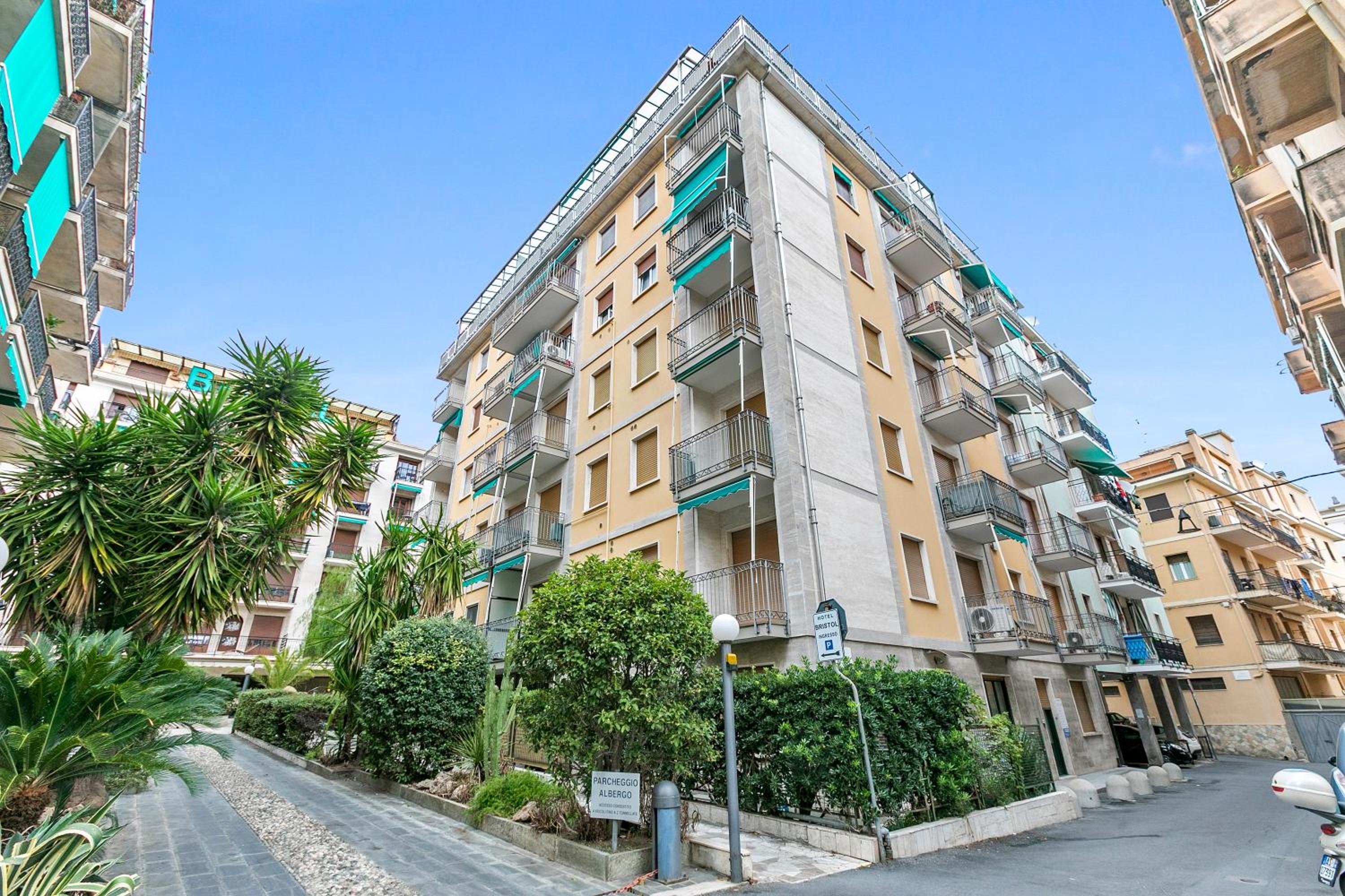 Casa Amorosa Town Center - Happy Rentals