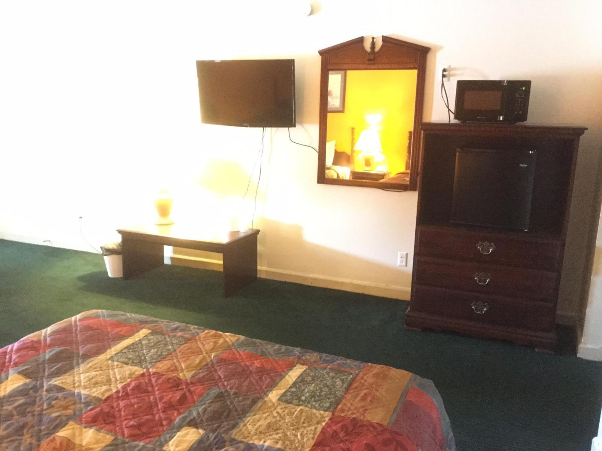 Budget inn view 3