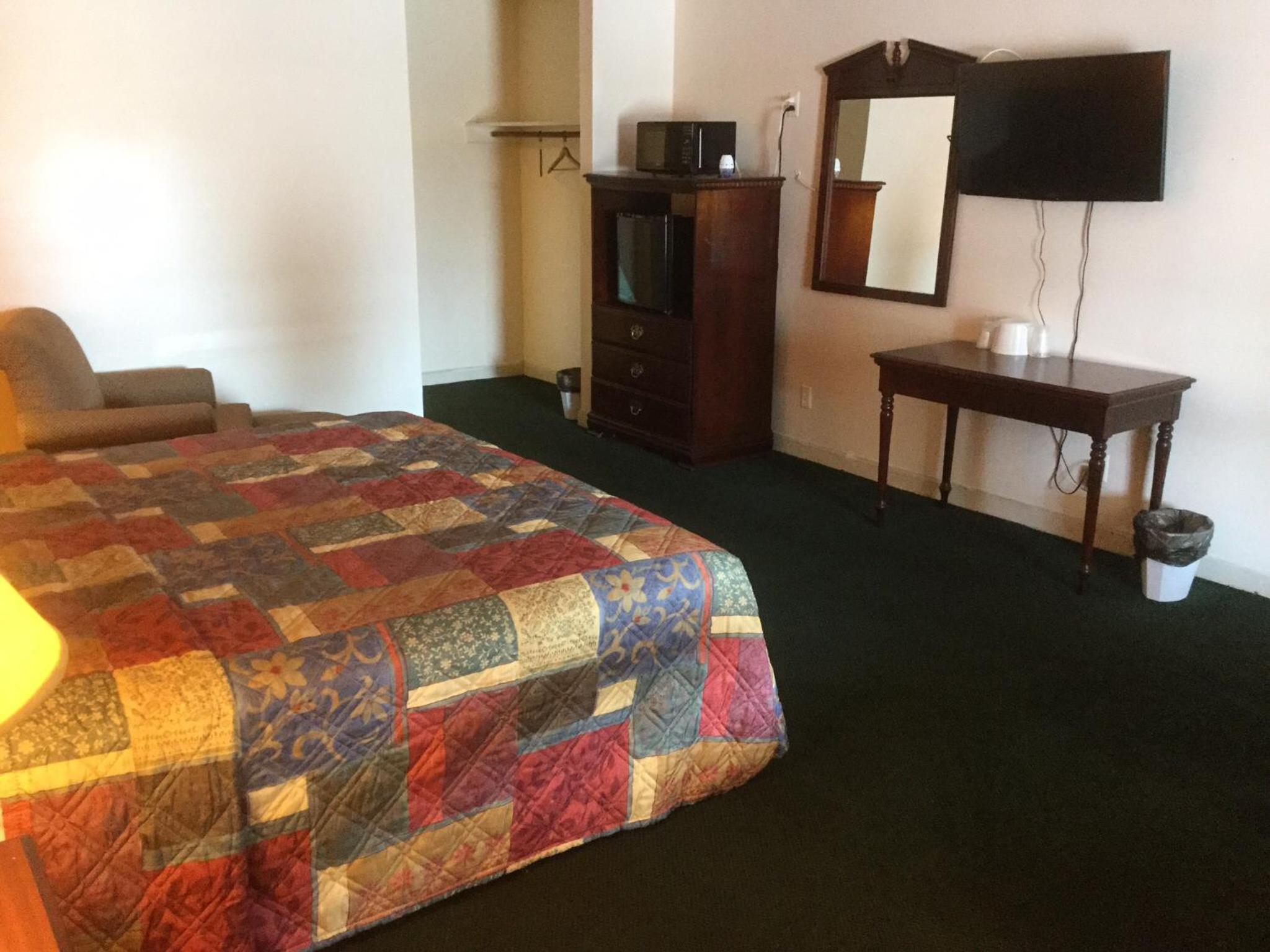 Budget inn view 4