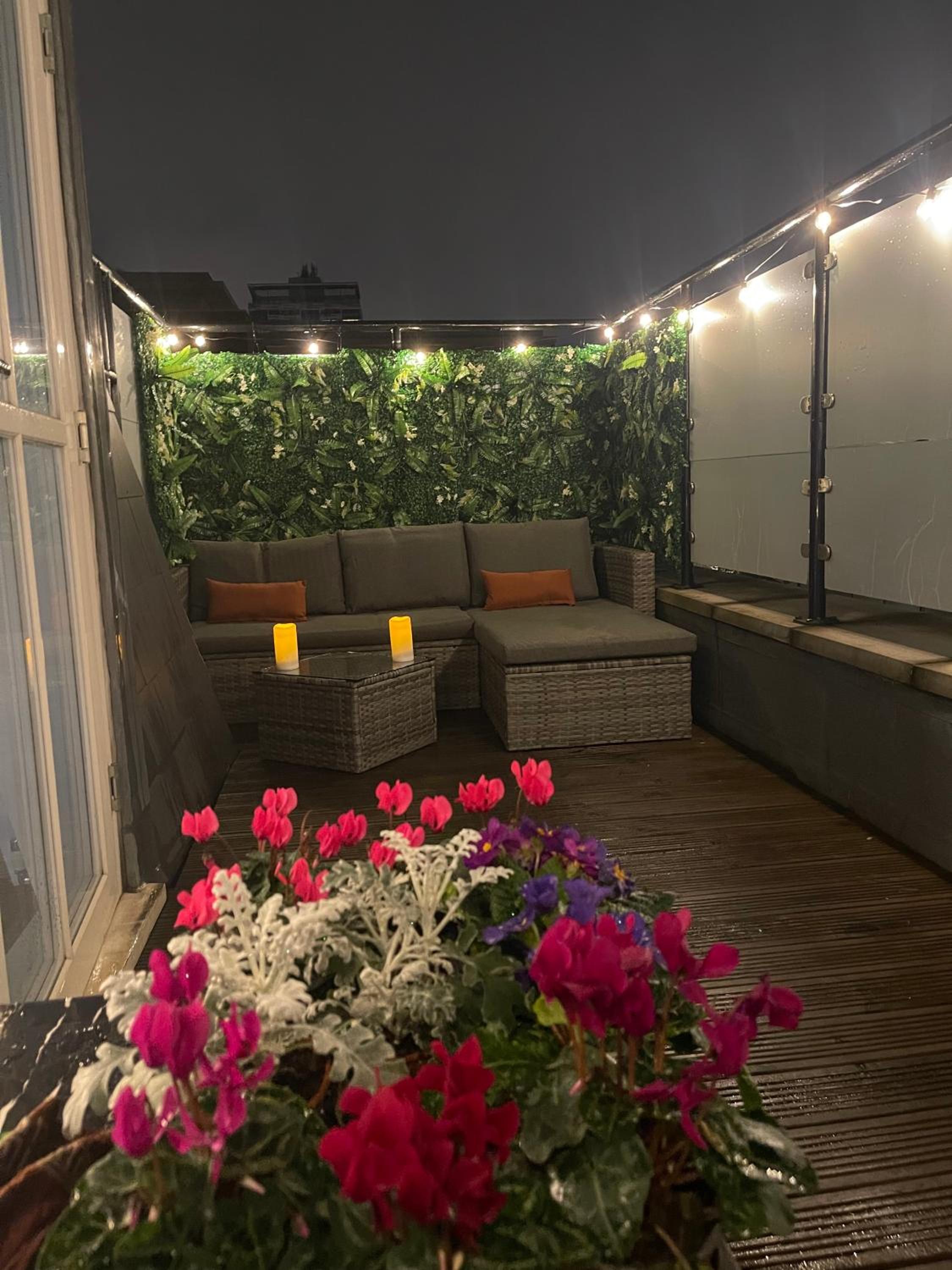 The Battersea Park Residences Private Rooftop - 10min SOHO & Oxford Street