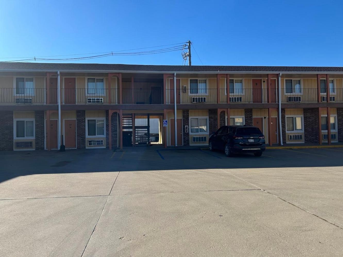 Crete Inn by Capital O Near Lincoln