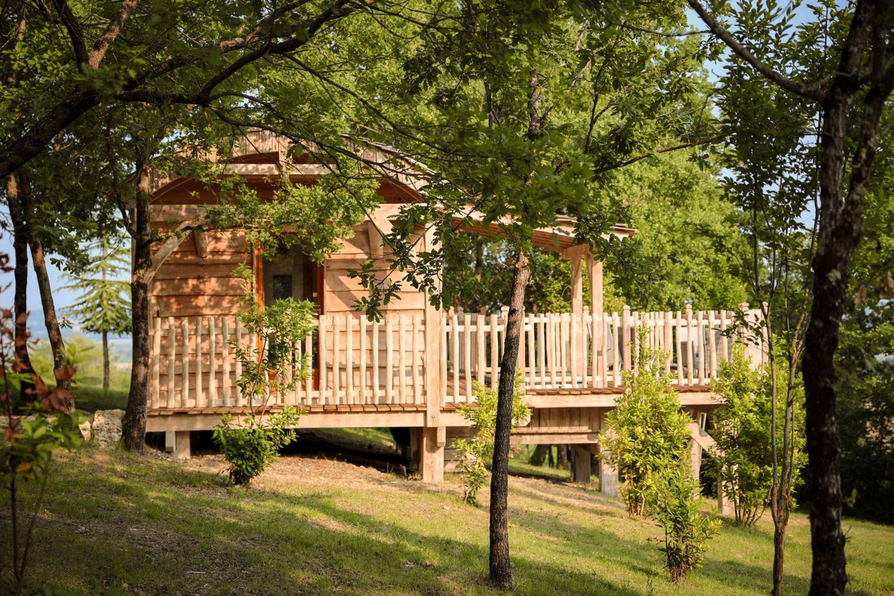 Domaine de Pech et Lafon Cabanes avec SPA privatif dans les arbres