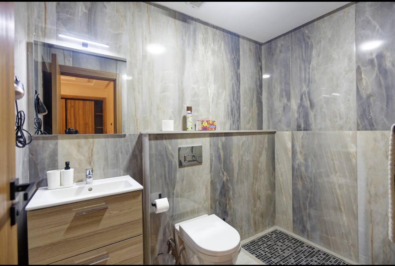 Appartement Marrakech 2 Chambres De Luxe Marron