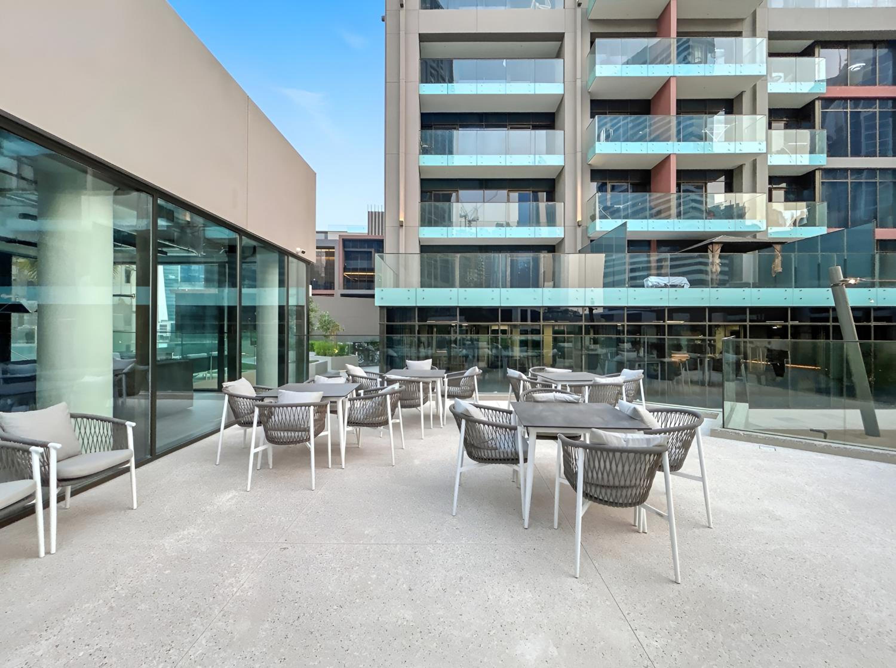 1BR with Direct Burj Khalifa View