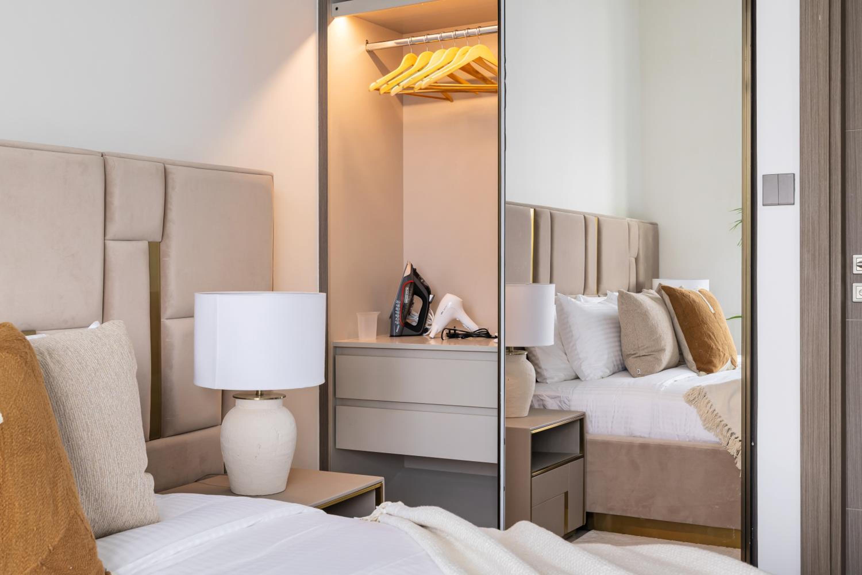 1BR with Direct Burj Khalifa View