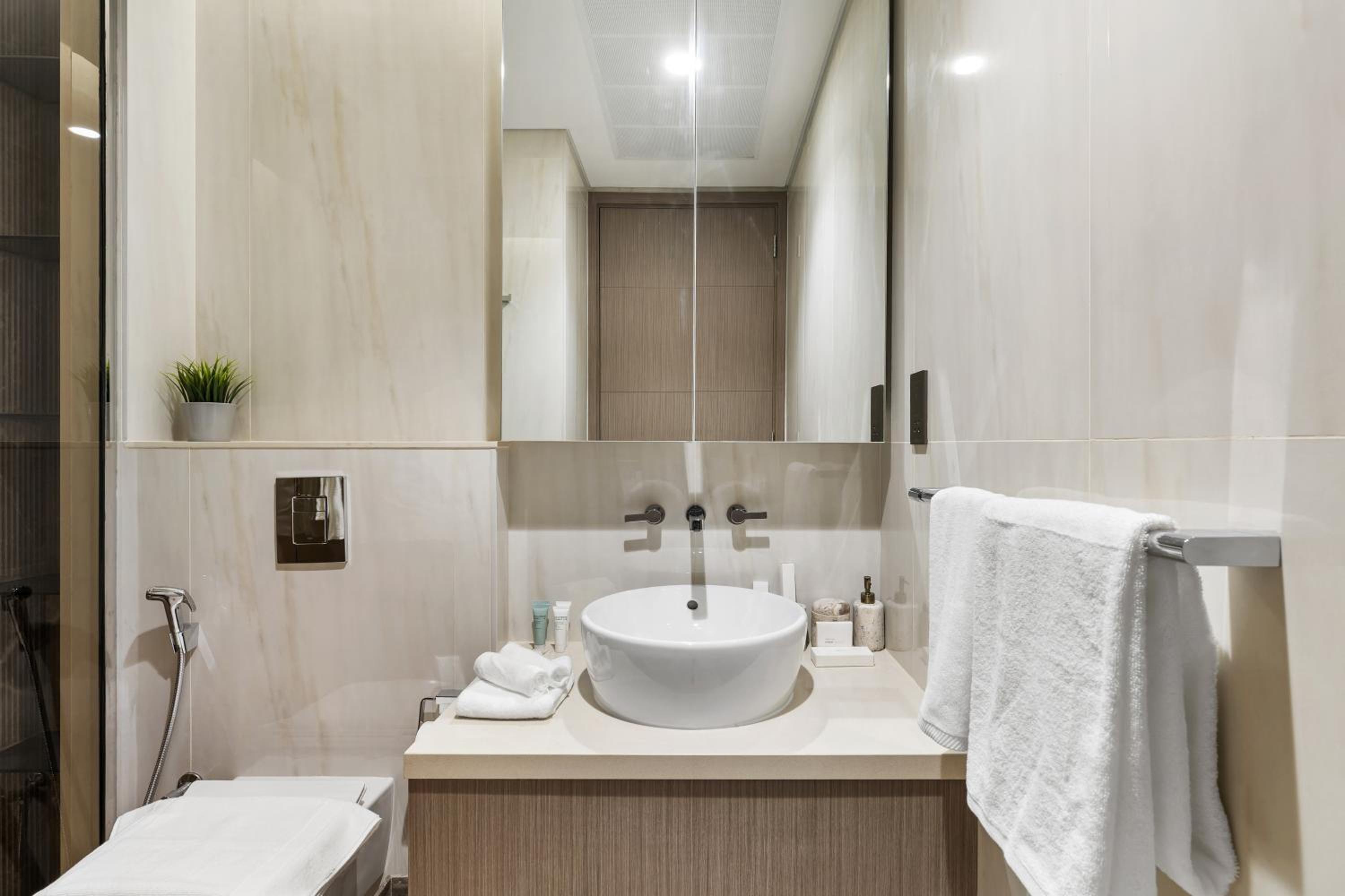 1BR with Direct Burj Khalifa View