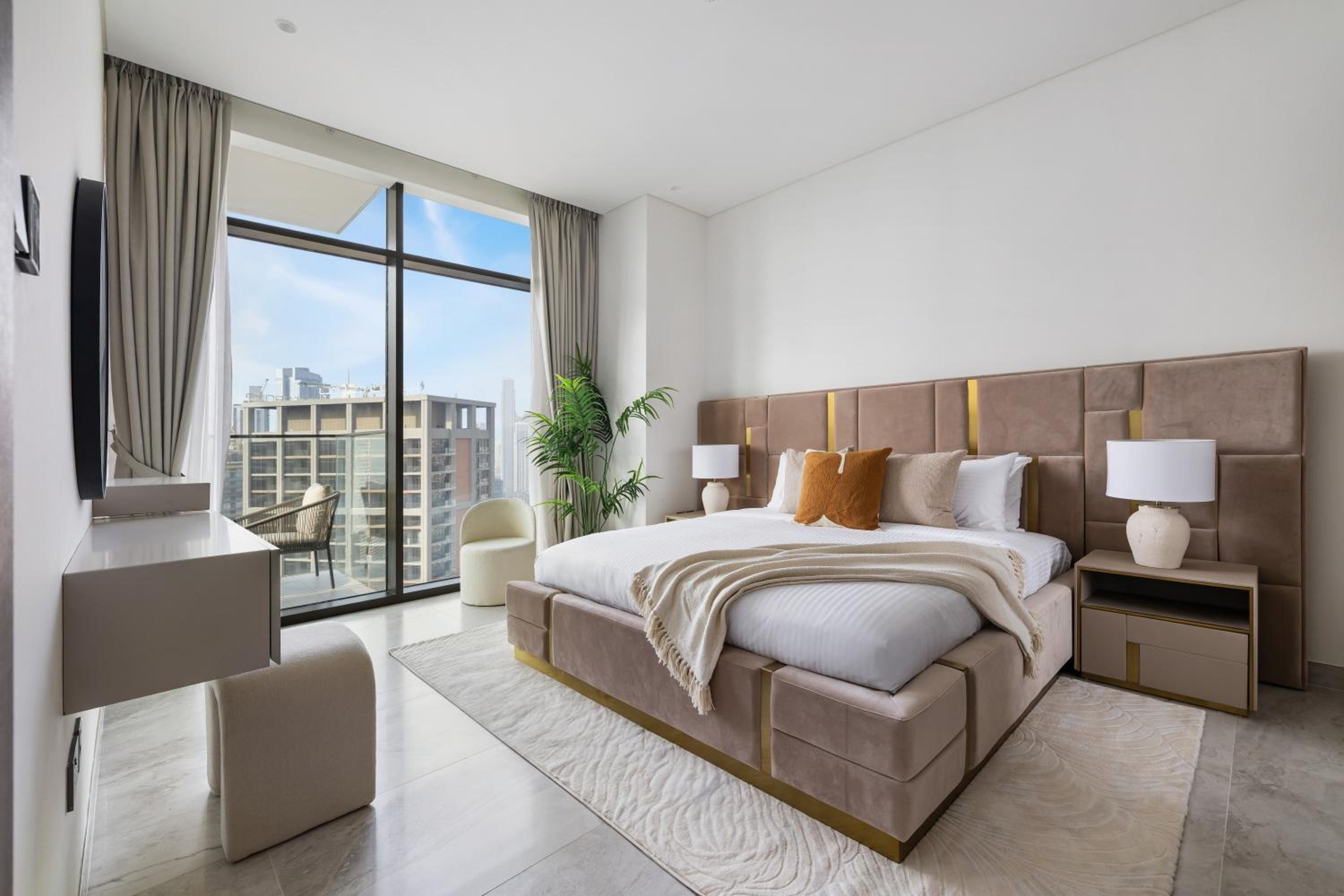 1BR with Direct Burj Khalifa View