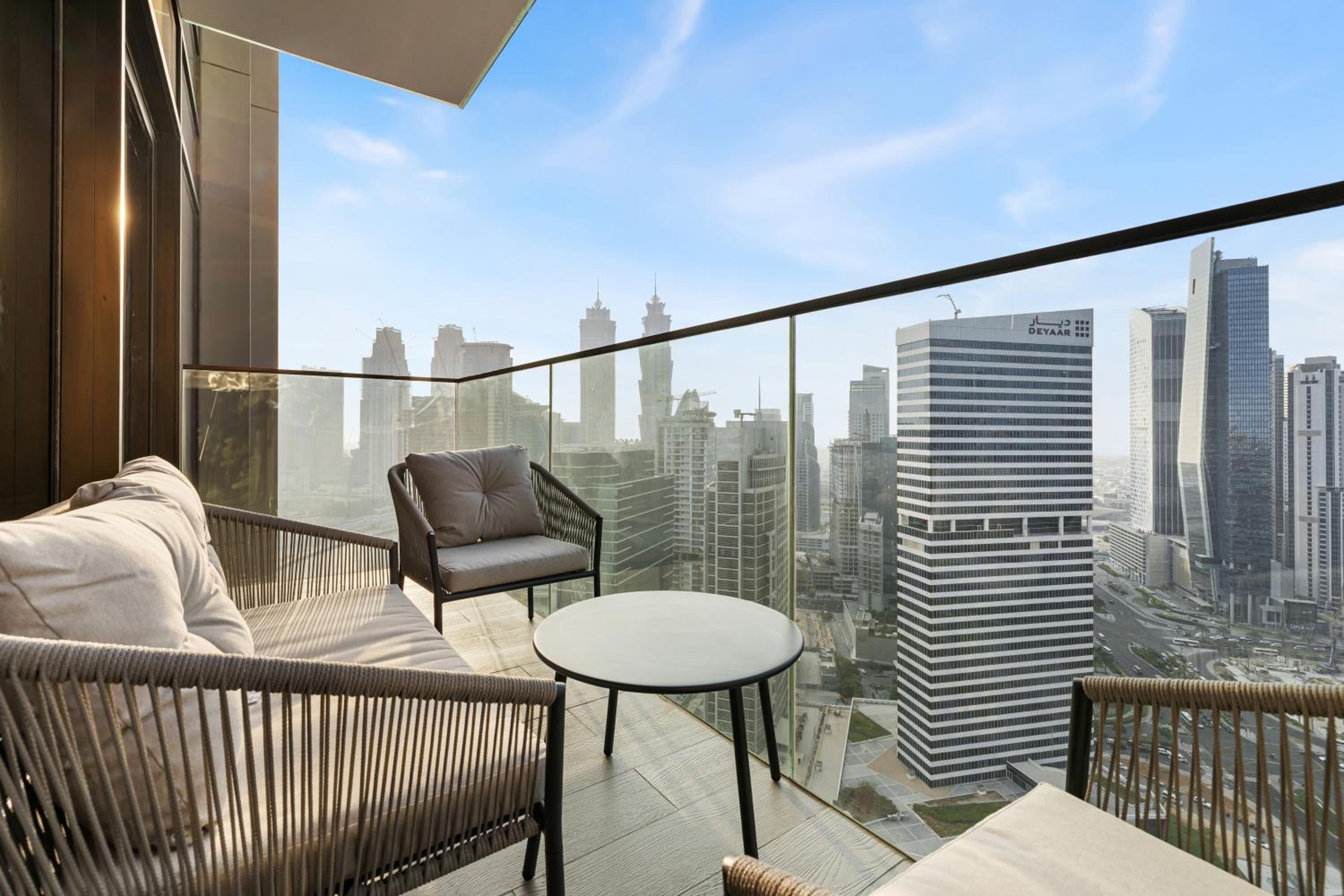1BR with Direct Burj Khalifa View