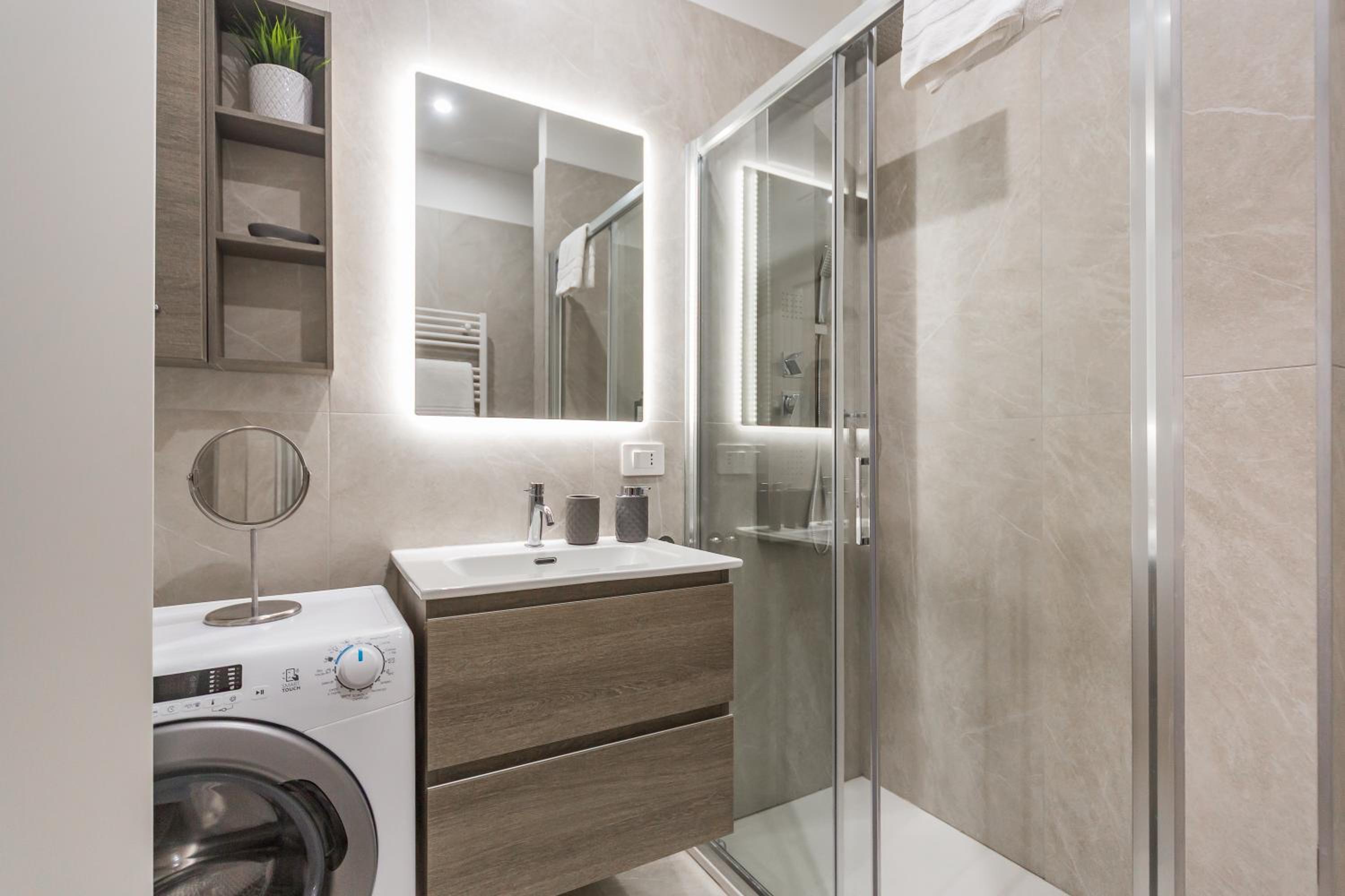 Regina24 Luxury Suite - Elegante appartamento a Porta Venezia, 5 min dalla metro