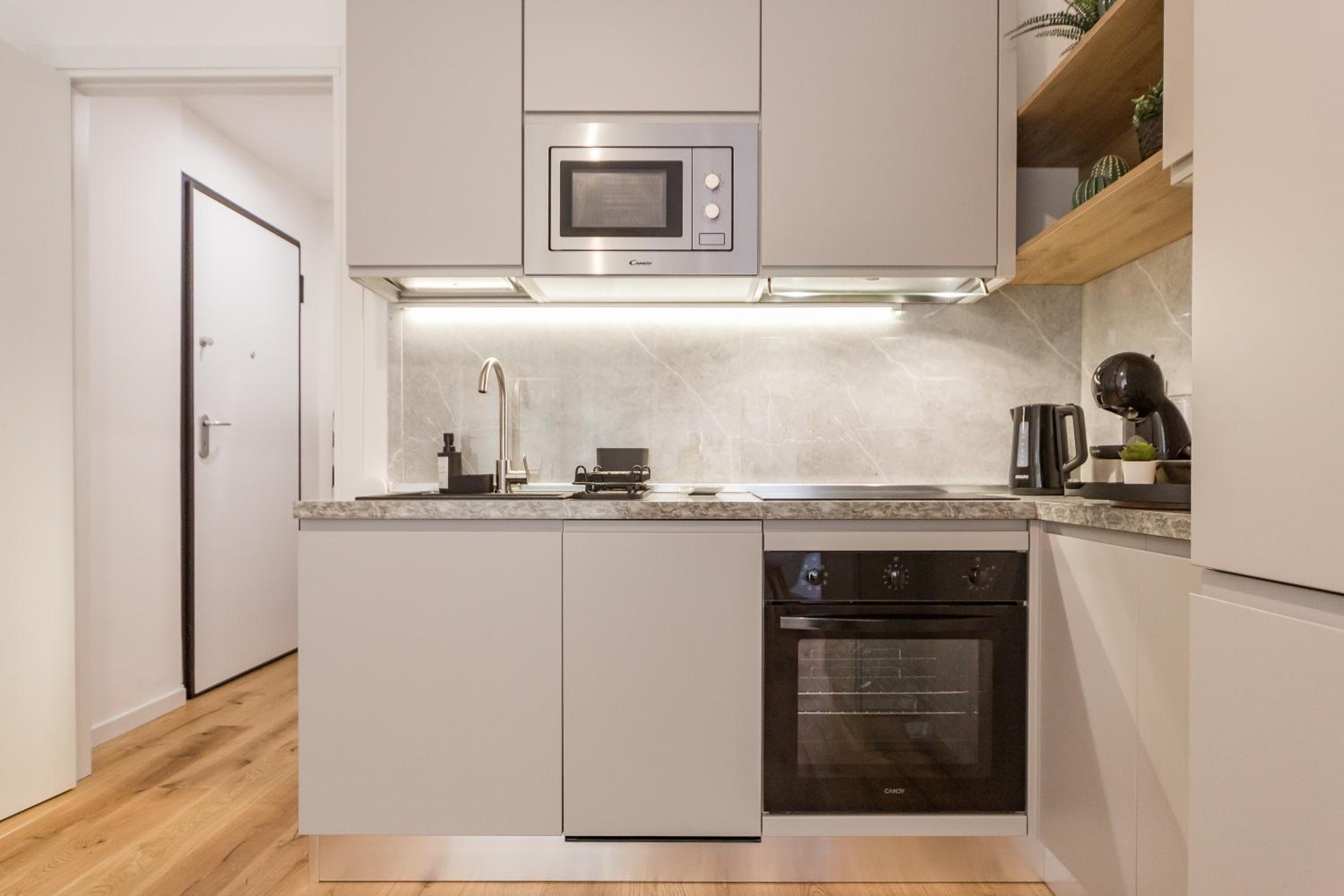 Regina24 Luxury Suite - Elegante appartamento a Porta Venezia, 5 min dalla metro