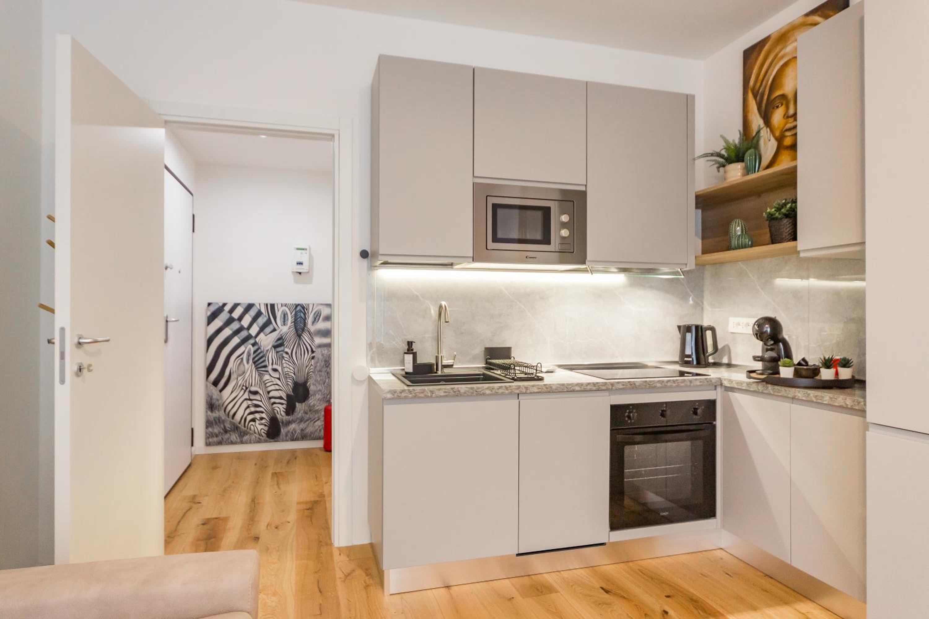 Regina24 Luxury Suite - Elegante appartamento a Porta Venezia, 5 min dalla metro