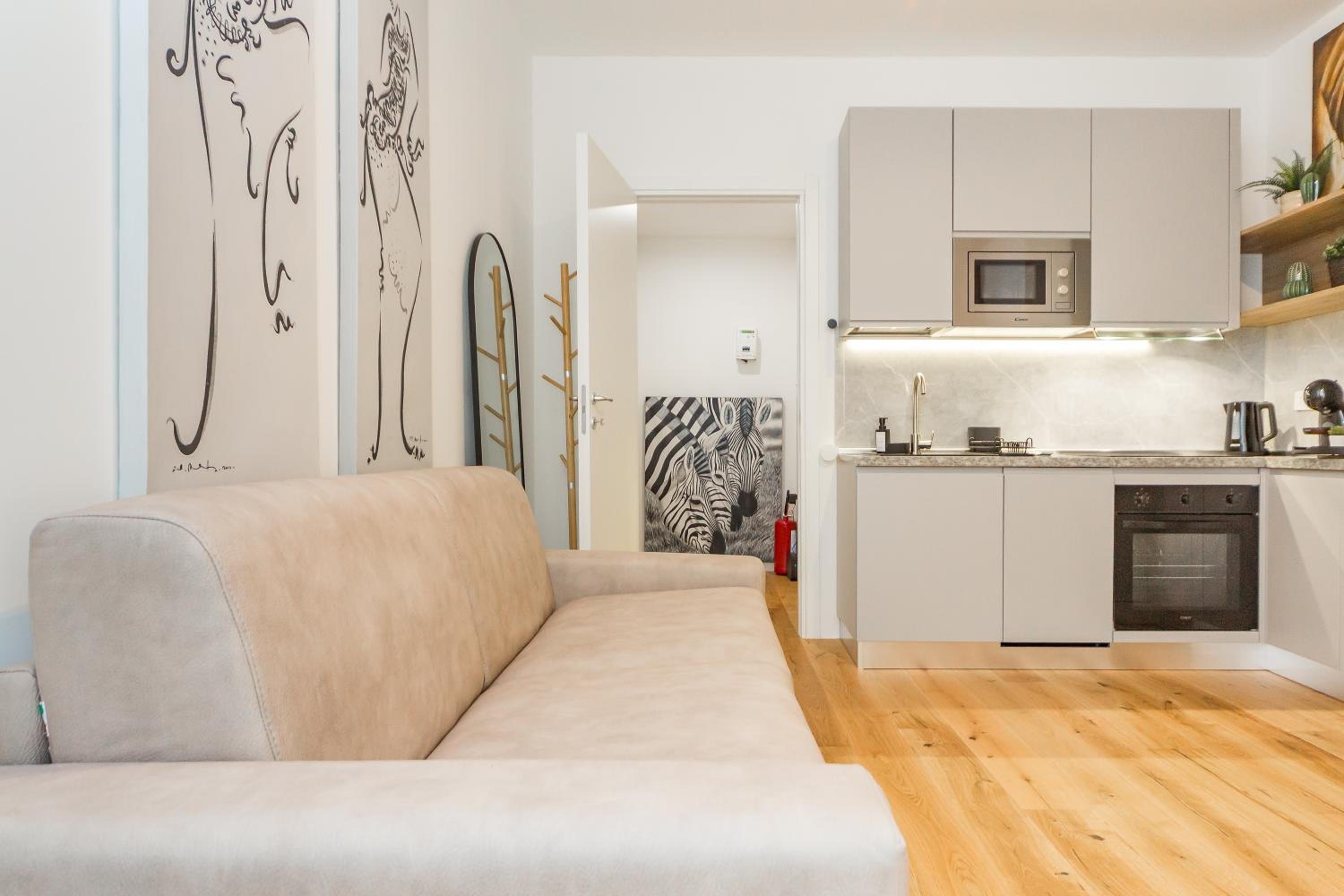Regina24 Luxury Suite - Elegante appartamento a Porta Venezia, 5 min dalla metro