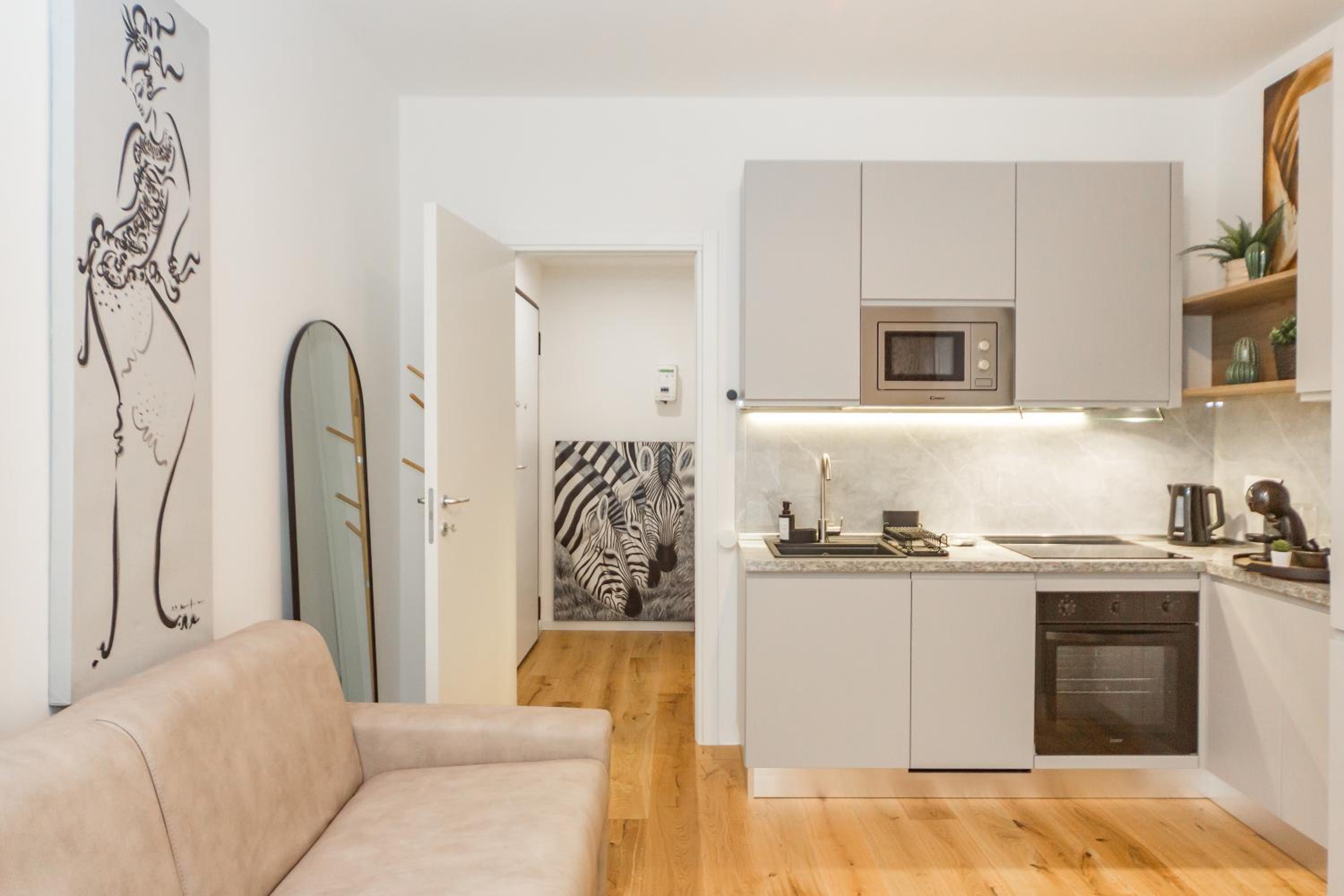 Regina24 Luxury Suite - Elegante appartamento a Porta Venezia, 5 min dalla metro