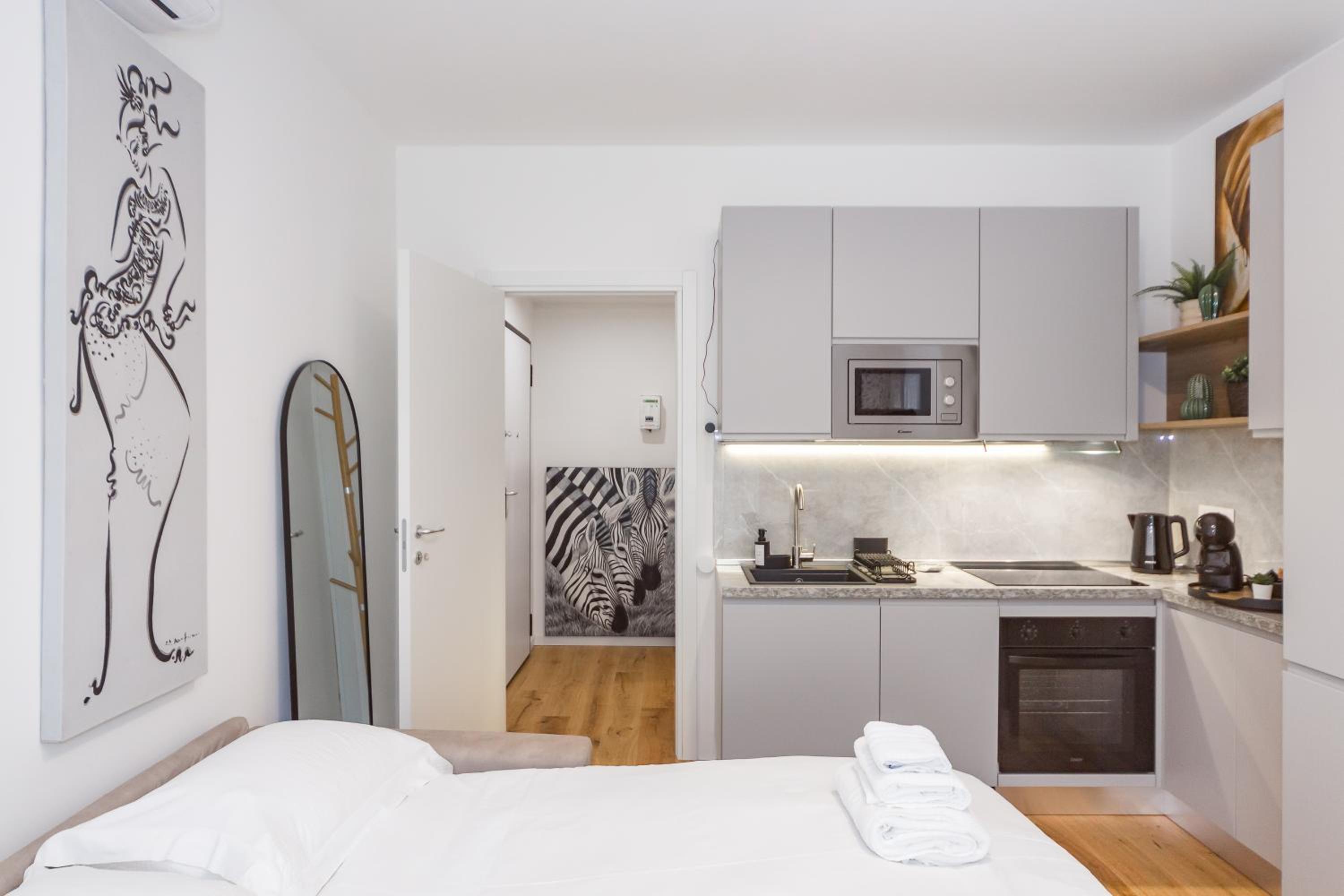 Regina24 Luxury Suite - Elegante appartamento a Porta Venezia, 5 min dalla metro