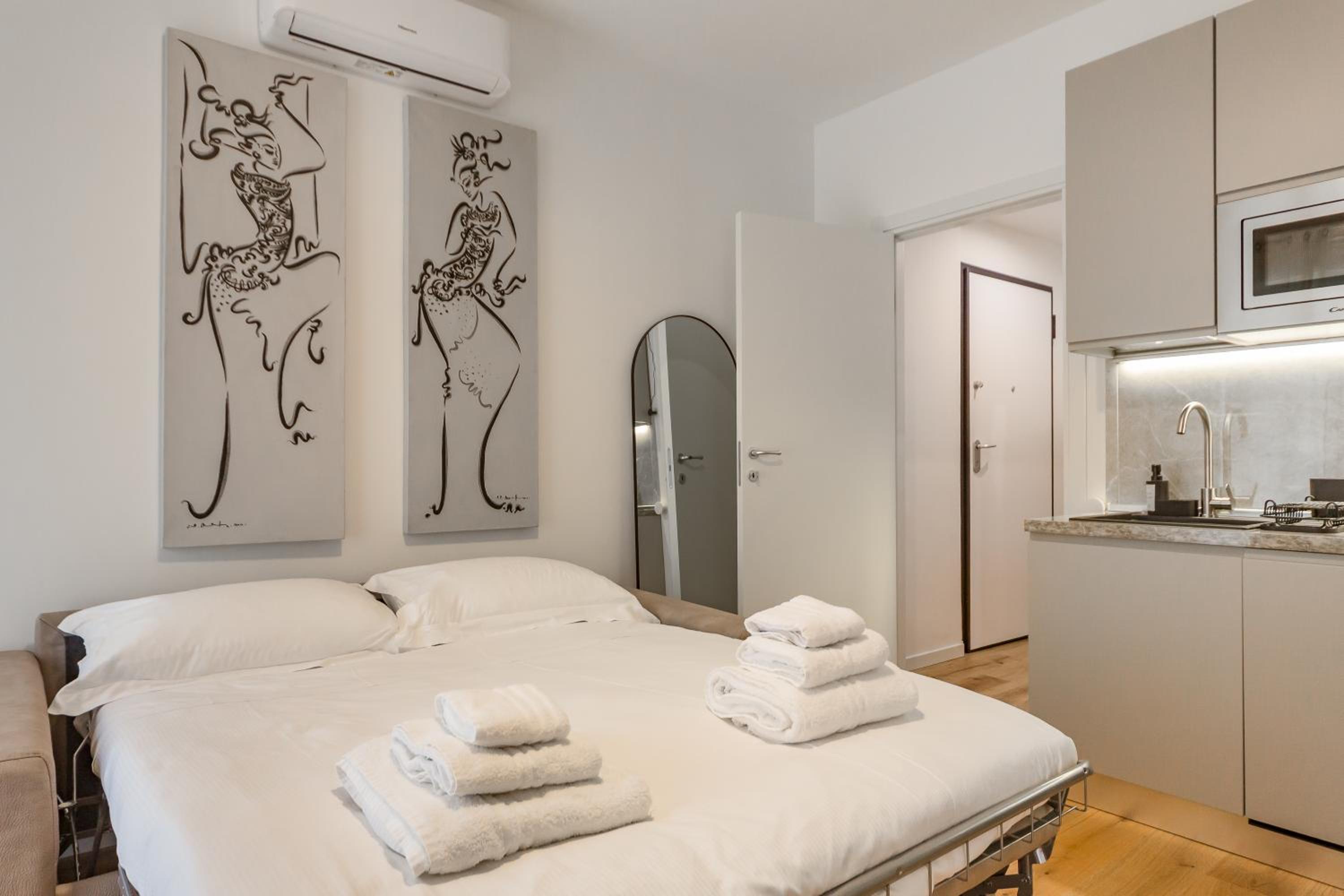 Regina24 Luxury Suite - Elegante appartamento a Porta Venezia, 5 min dalla metro