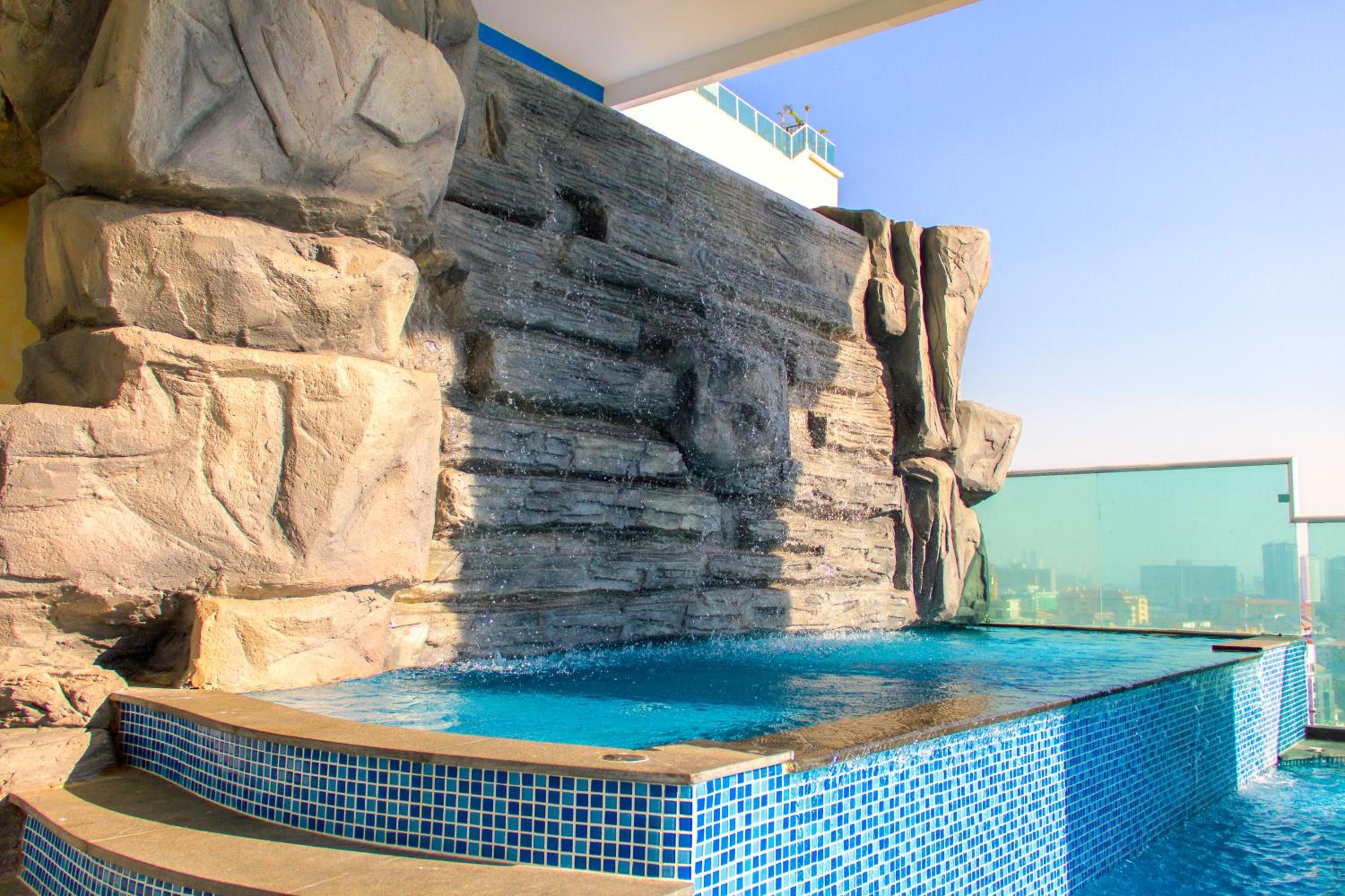 Cosy Beach View Apartments