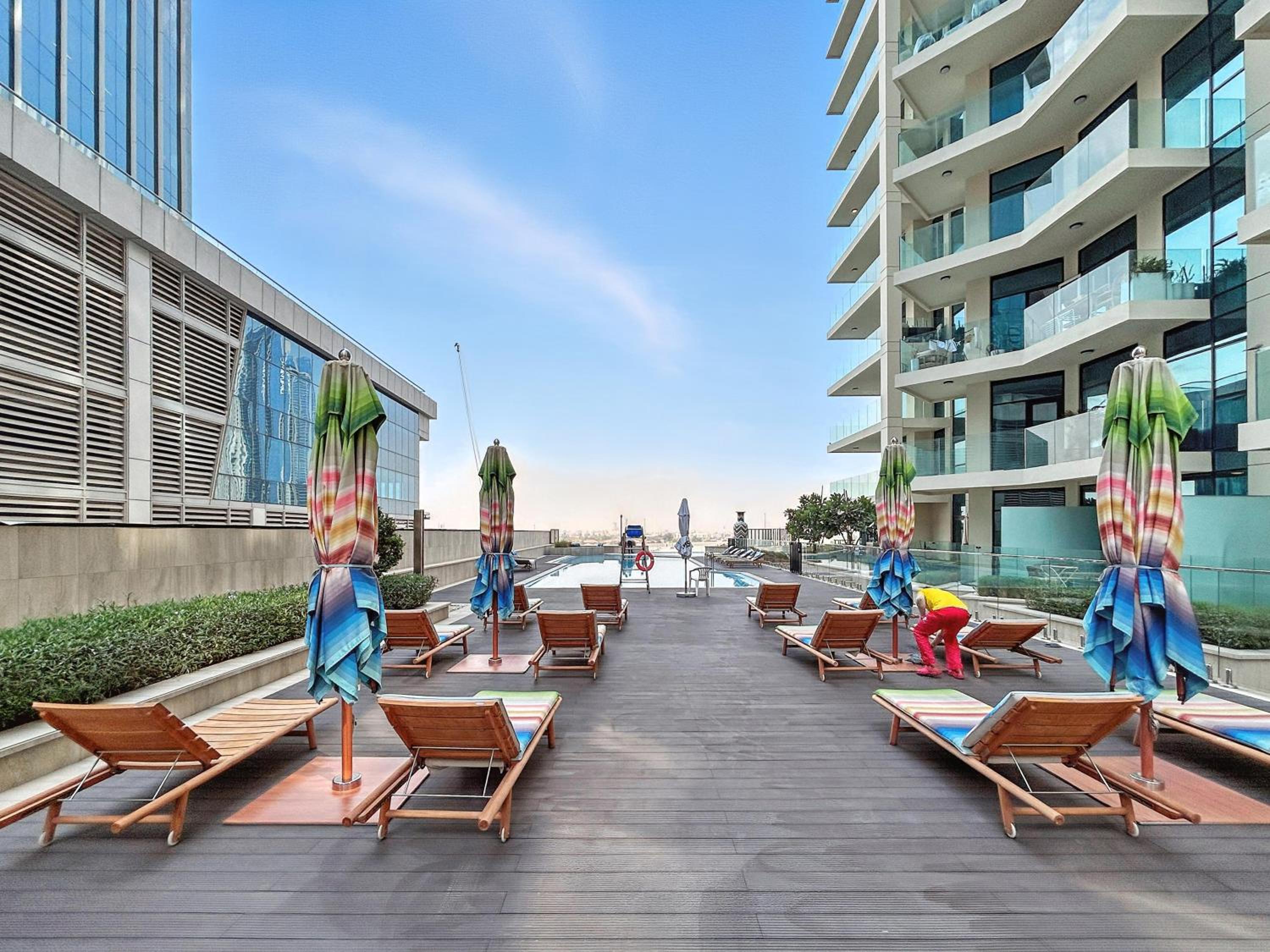 Luxury Suite Huge Terrace Canal and Gevora Views with Infinity Pool