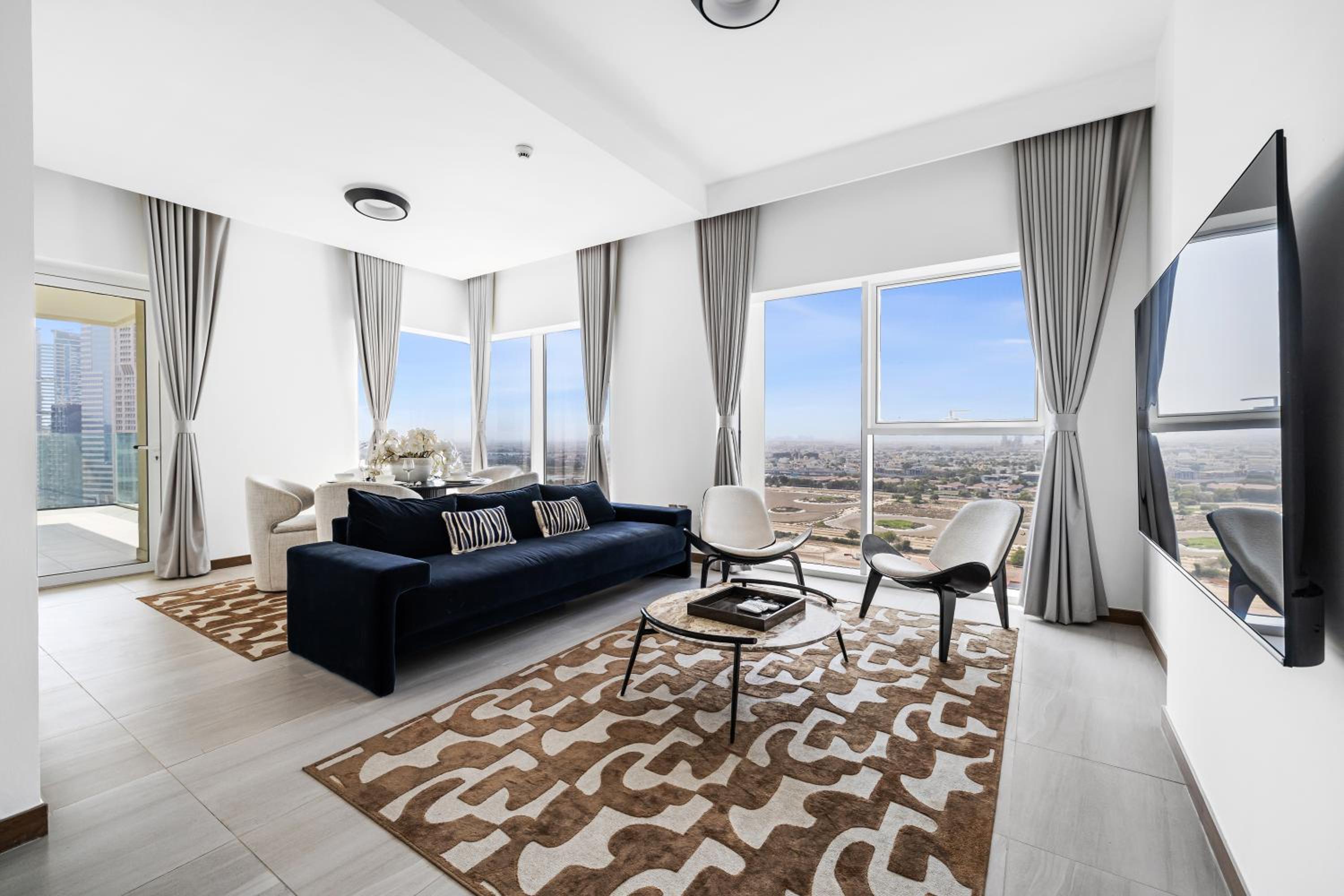 Luxury Suite Huge Terrace Canal and Gevora Views with Infinity Pool