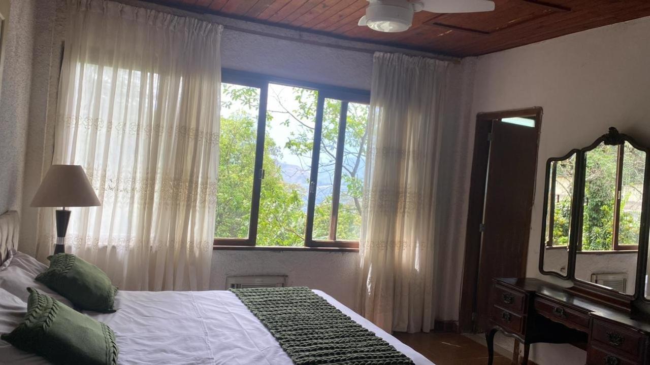 Refúgio na Serra de Petrópolis simples e acolhedor